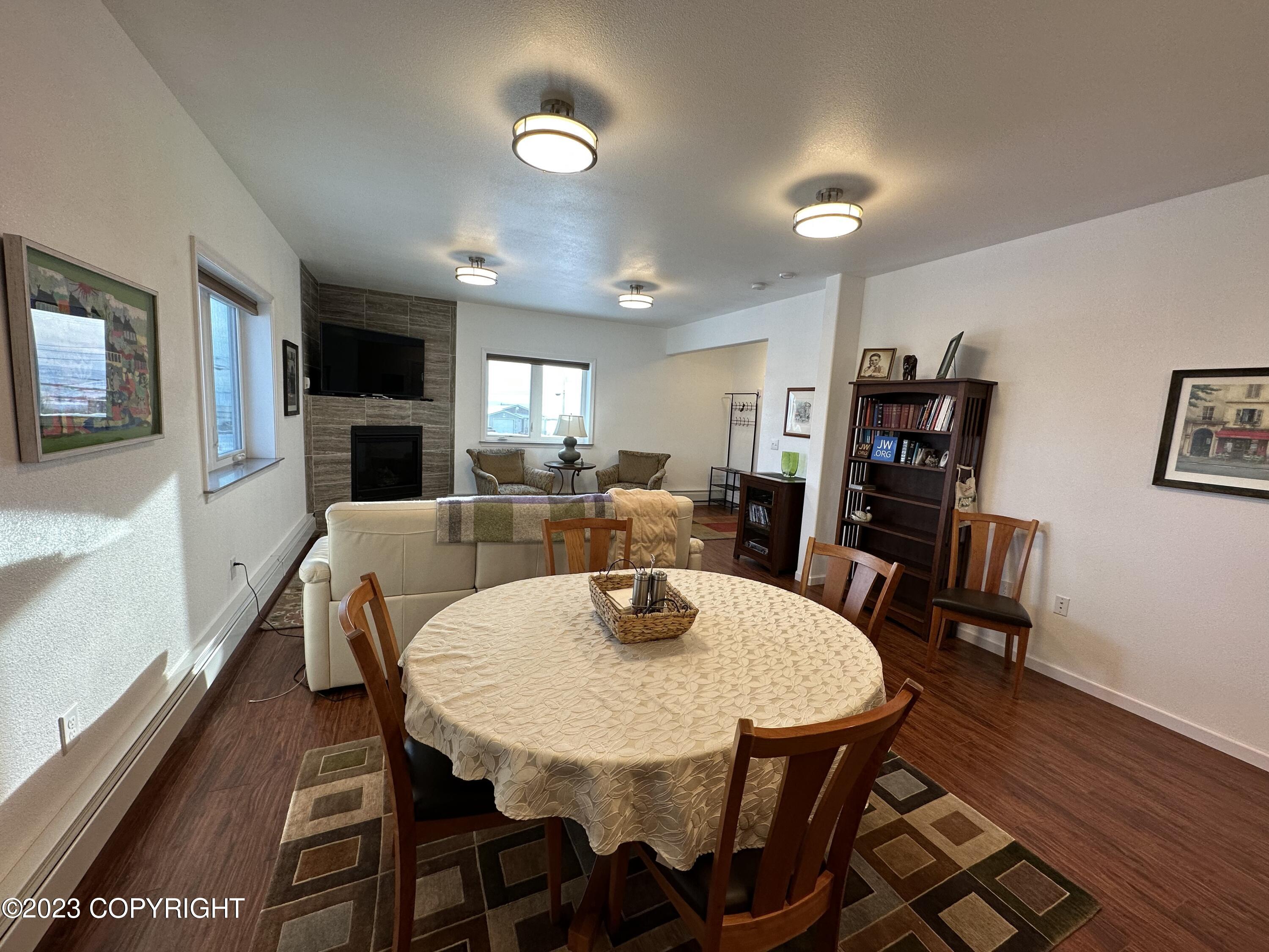 5436 Paul John Street Property Photo 9