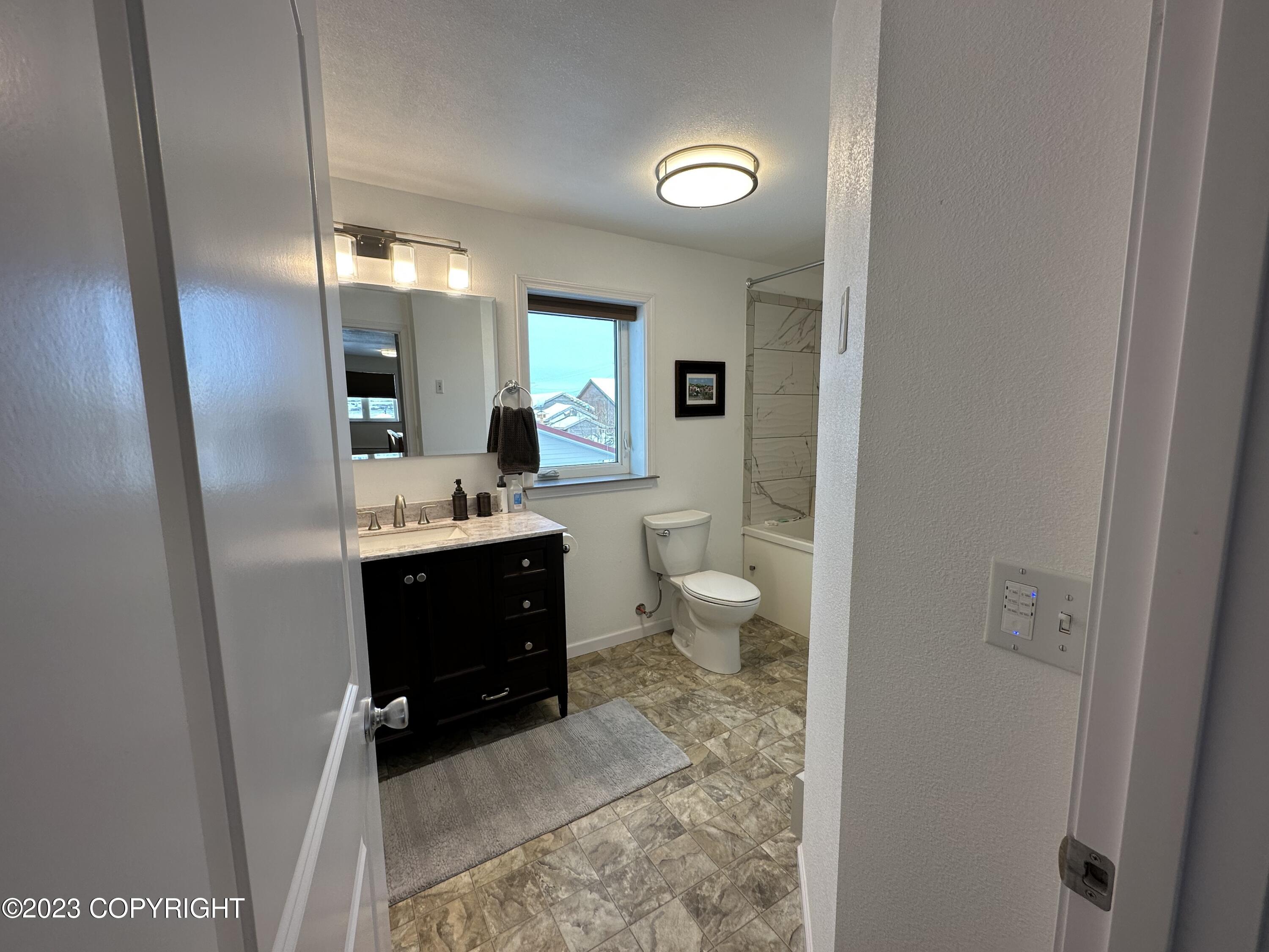 5436 Paul John Street Property Photo 17