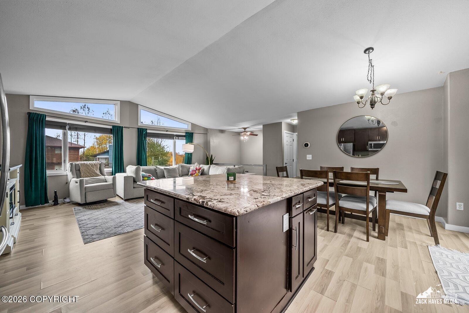 8013 Parkridge Circle Property Photo 15