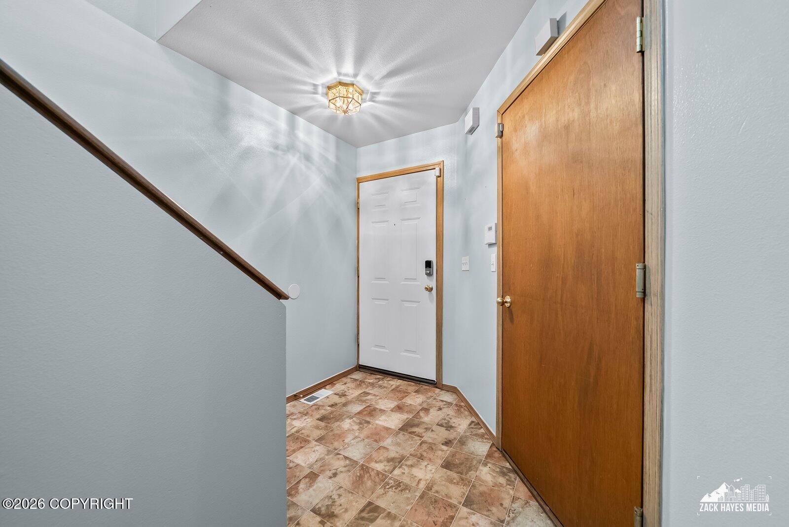 3659 Sycamore Loop Property Photo 4