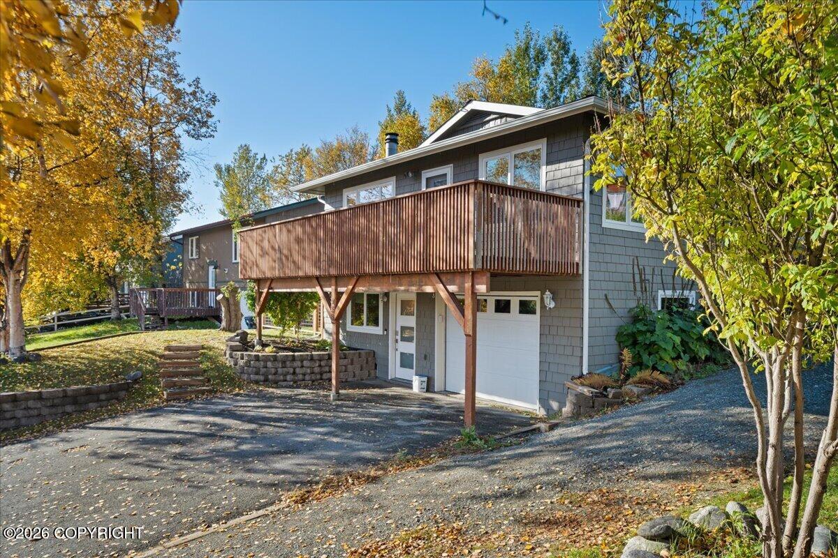 456 N Alaska Street Property Photo 3