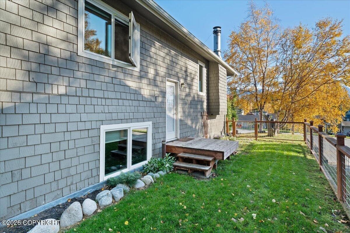 456 N Alaska Street Property Photo 43