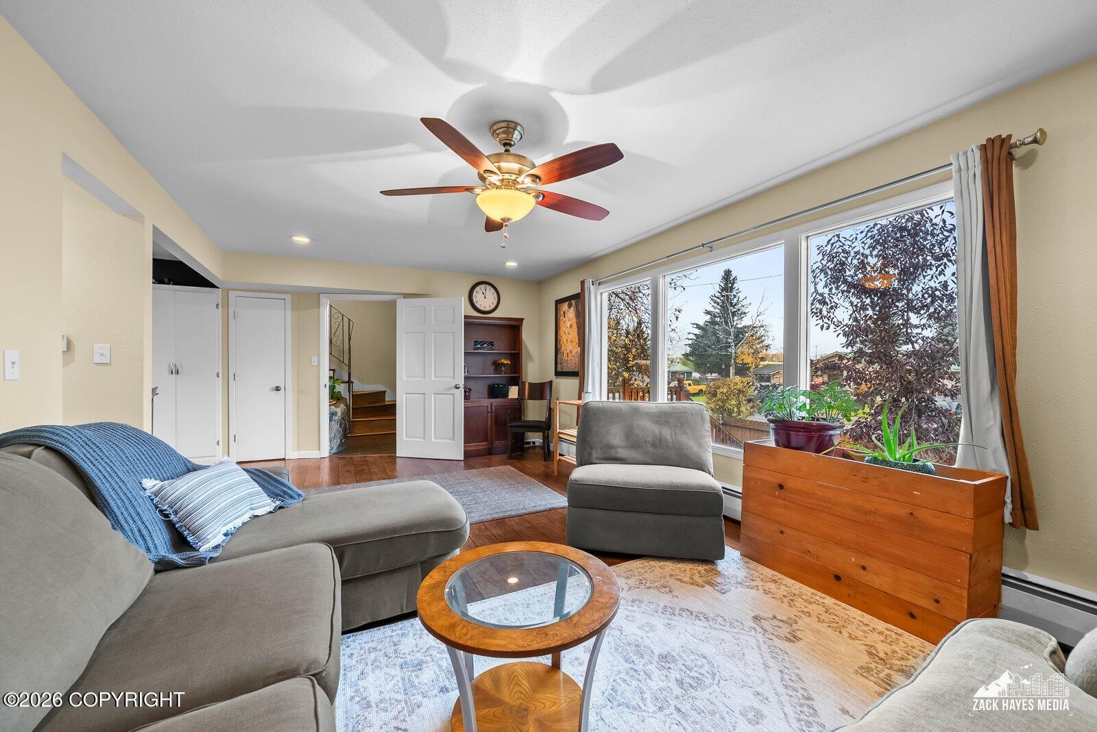 1409 Juneau Street Property Photo 9