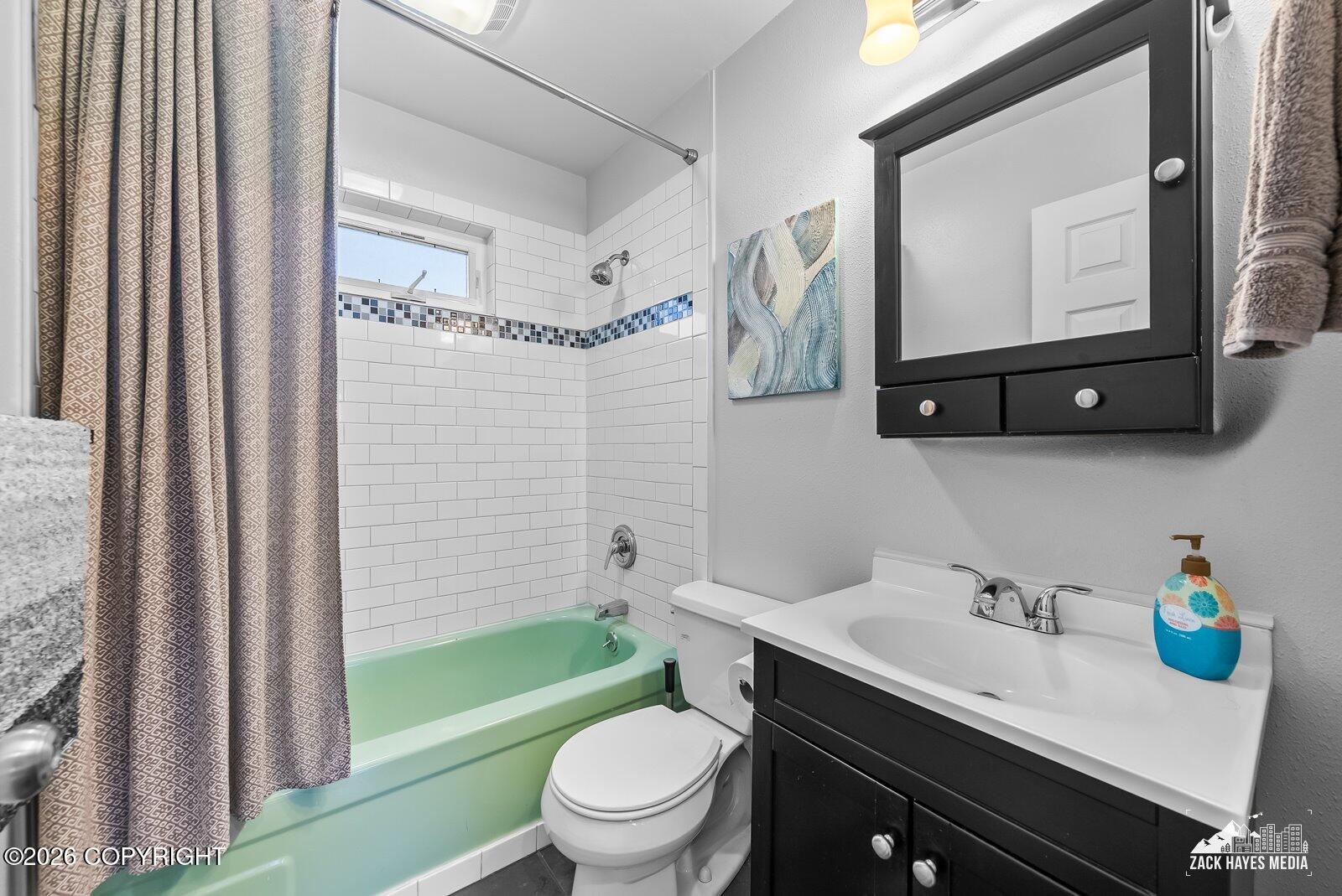 1409 Juneau Street Property Photo 21