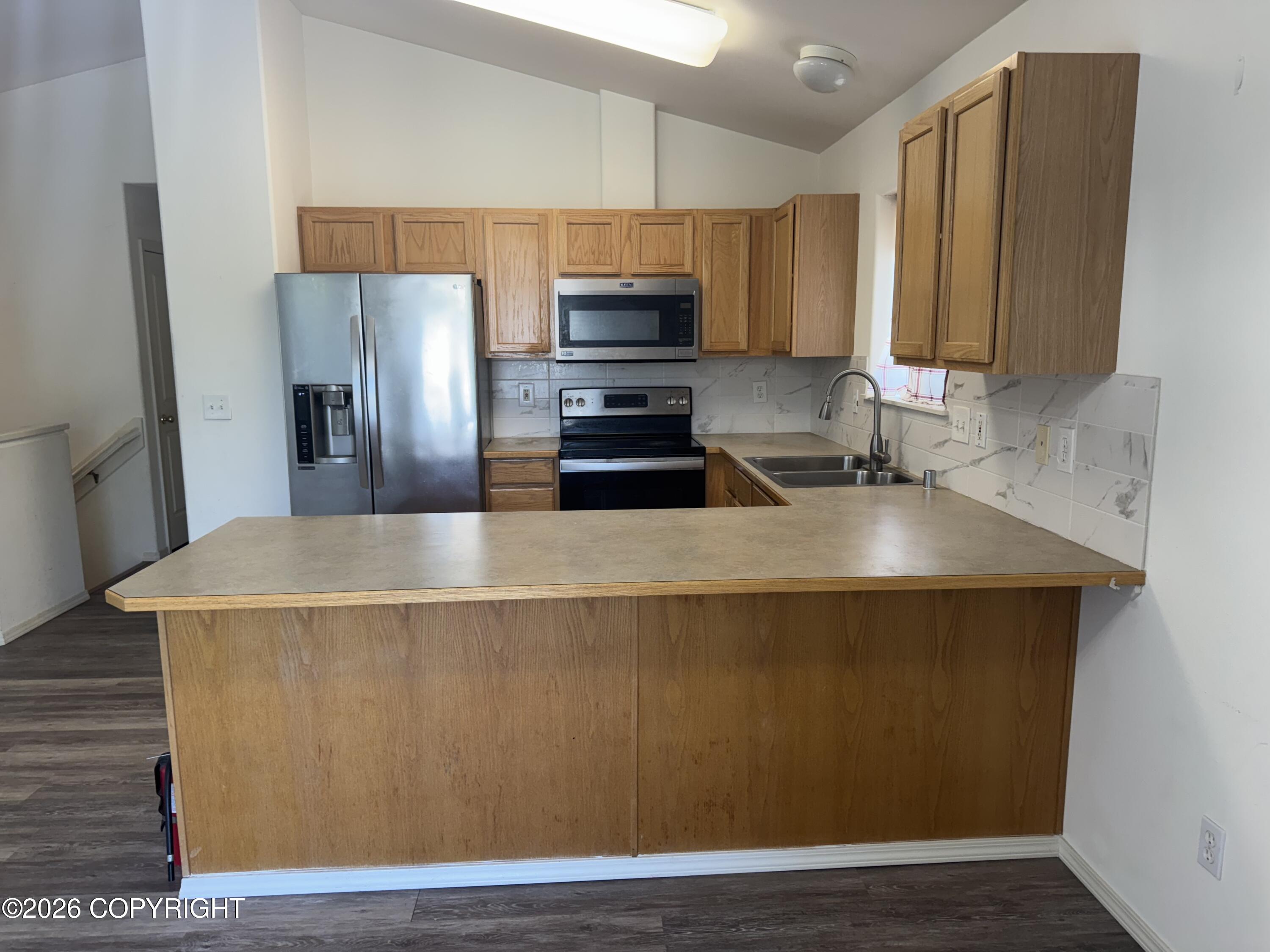 2924 Red Currant Circle Property Photo 3