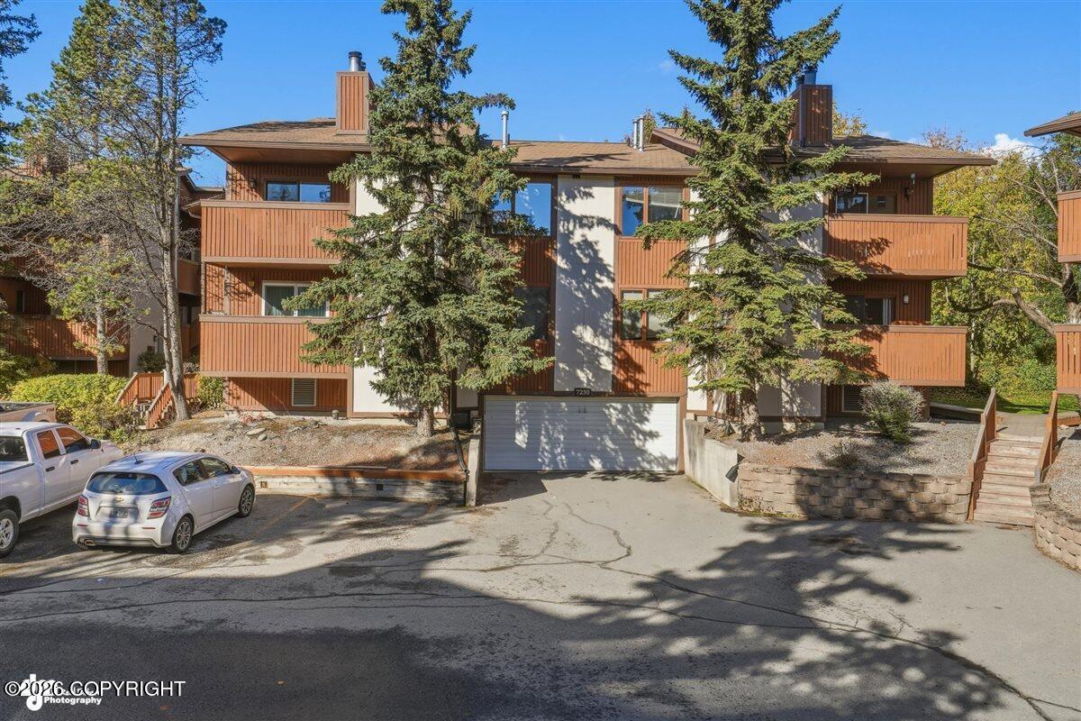 7230 Huntsman Circle E Property Photo 1