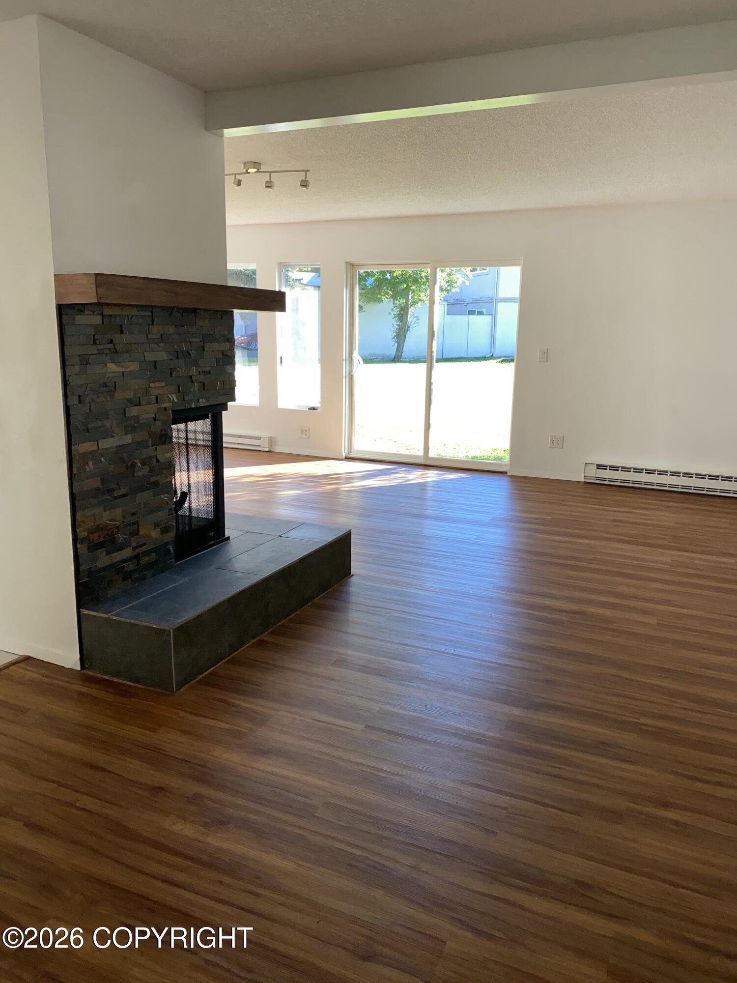 5402 W Dimond Boulevard #a1 Property Photo 5