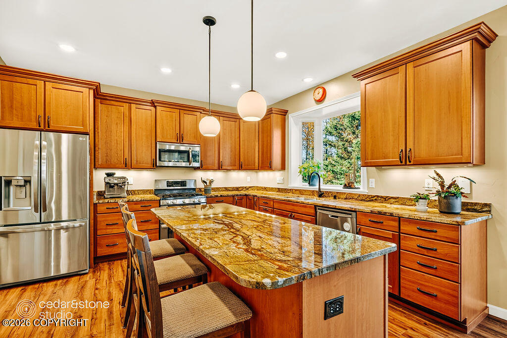 17729 Shasta Circle Property Photo 3