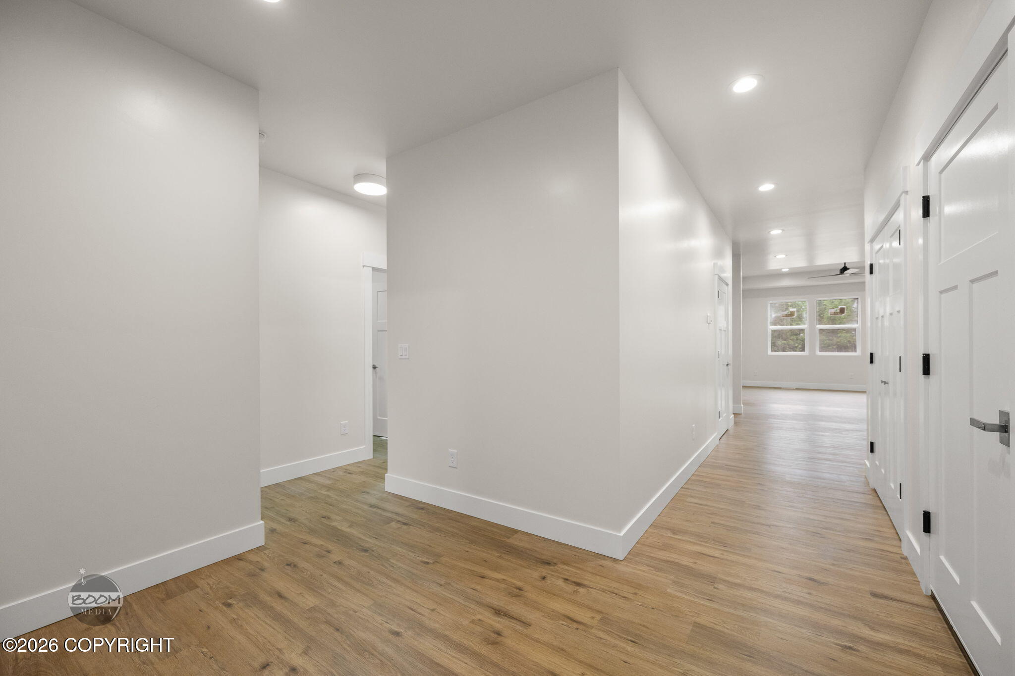 7662 S Fiskari Drive Property Photo 5
