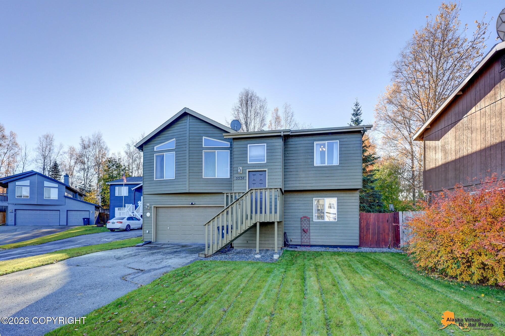 5534 College Meadow Circle Property Photo 1