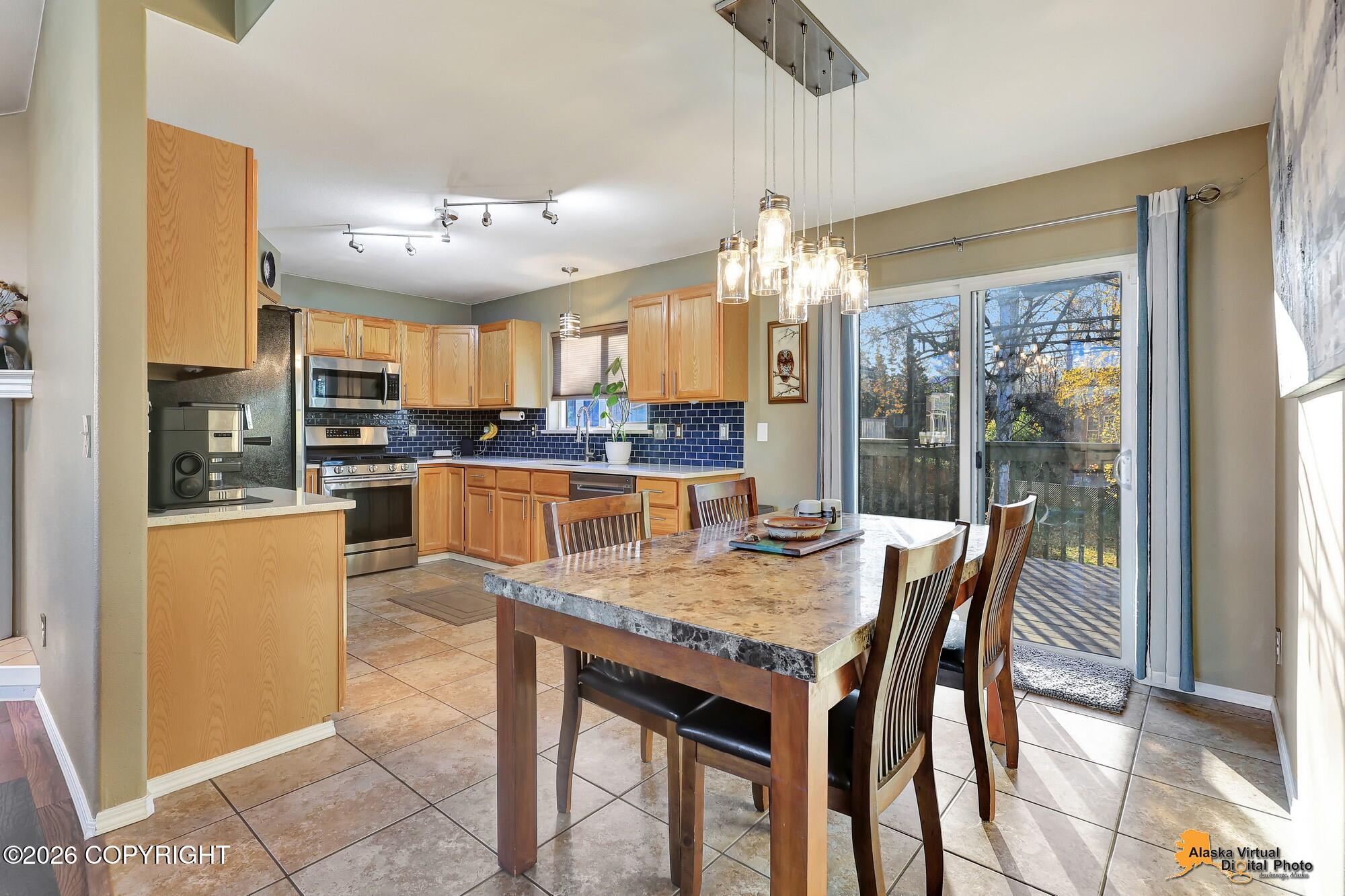 5534 College Meadow Circle Property Photo 12