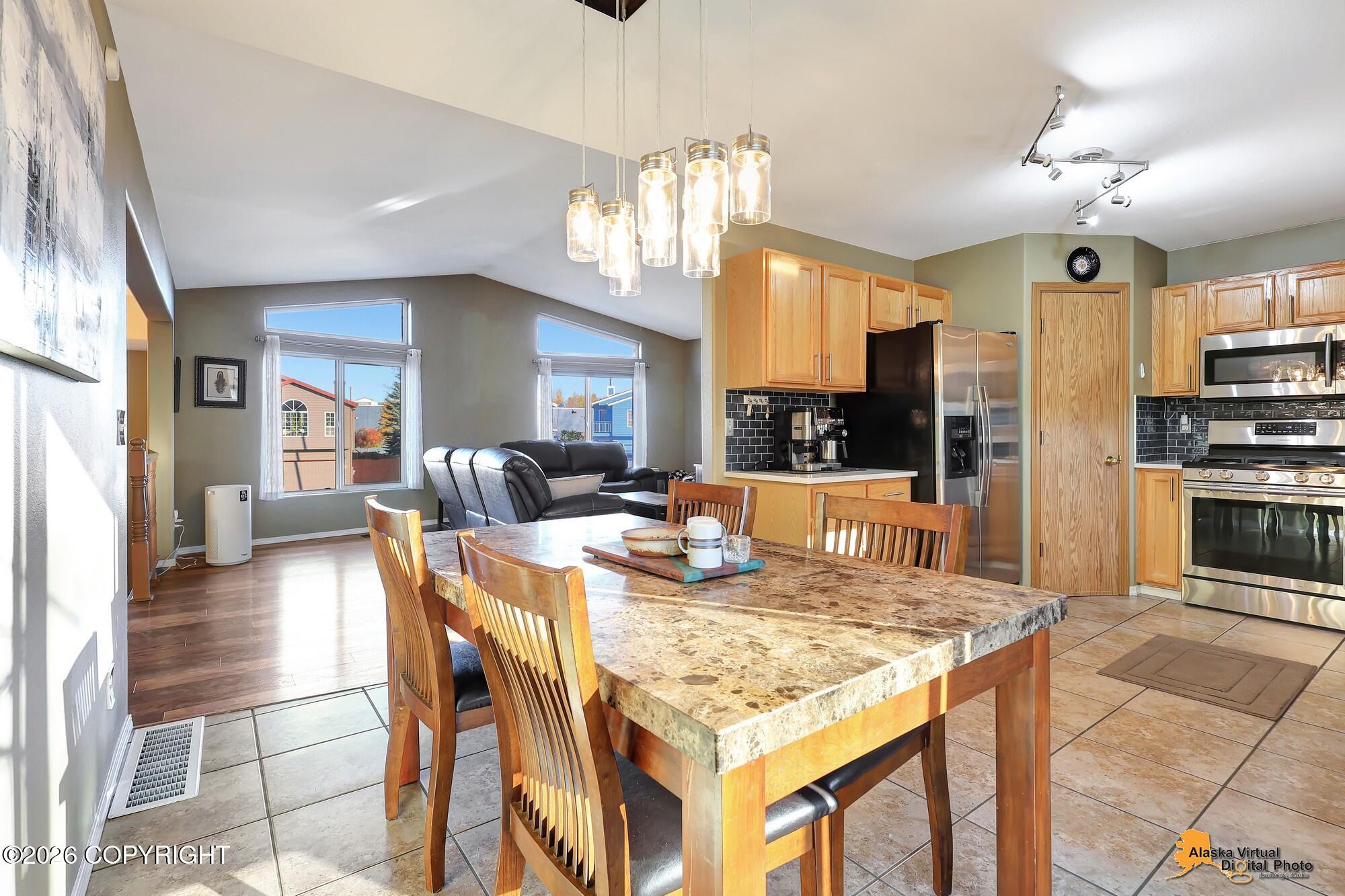 5534 College Meadow Circle Property Photo 13