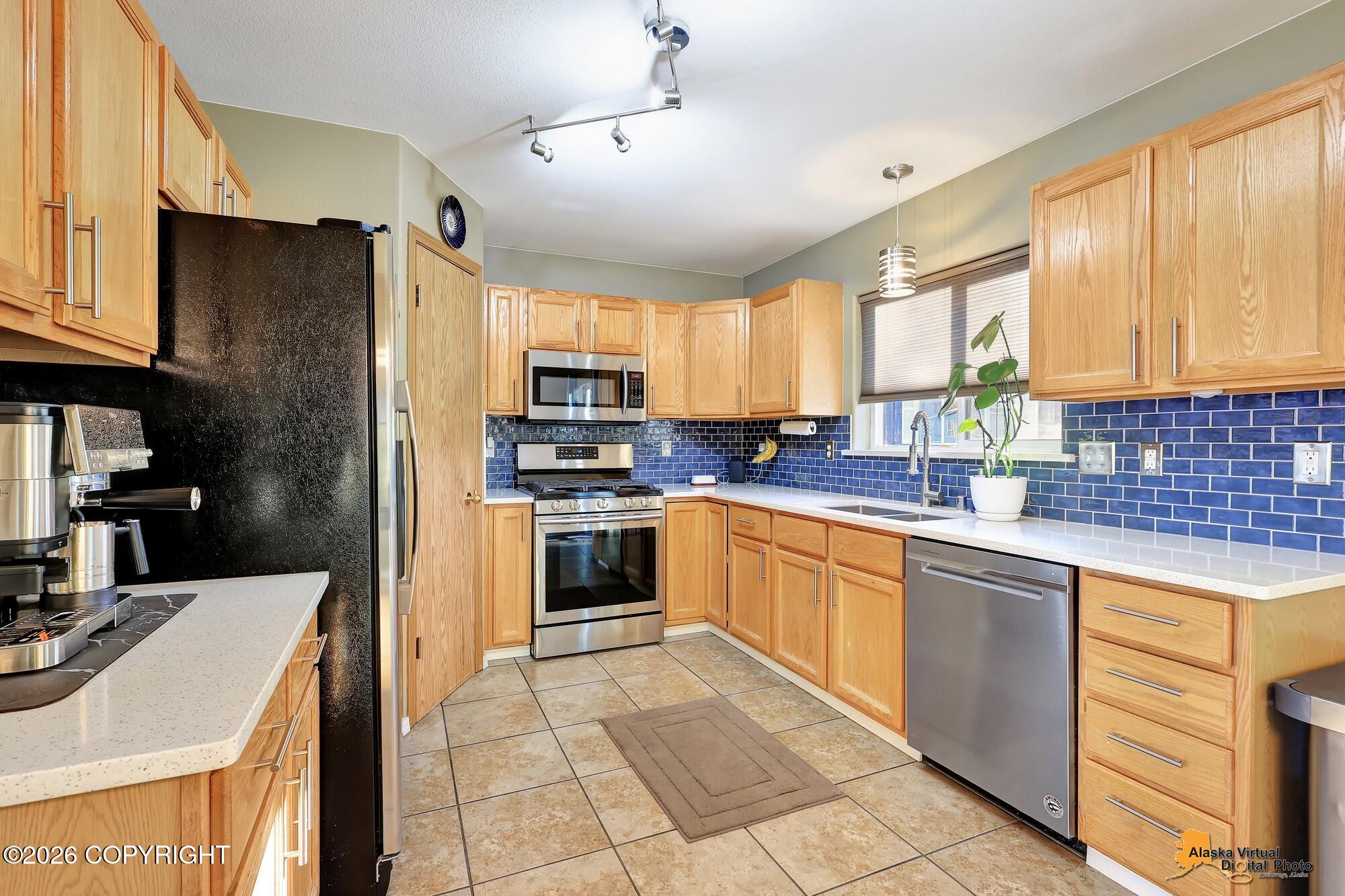 5534 College Meadow Circle Property Photo 17