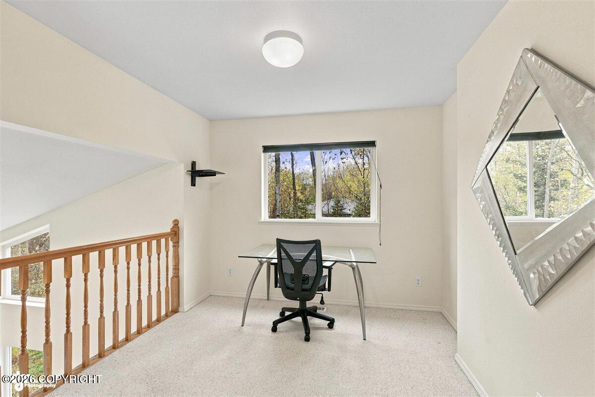 21500 River Park Drive Property Photo 4