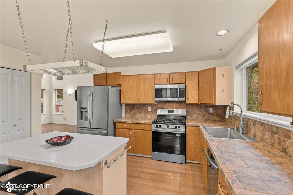 21500 River Park Drive Property Photo 14