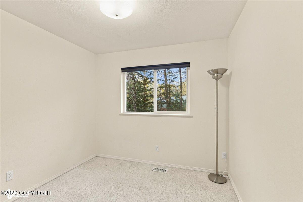 21500 River Park Drive Property Photo 27