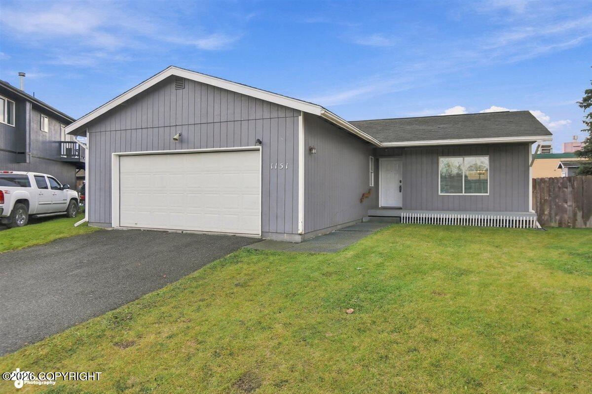 1151 Bentree Circle Property Photo 1