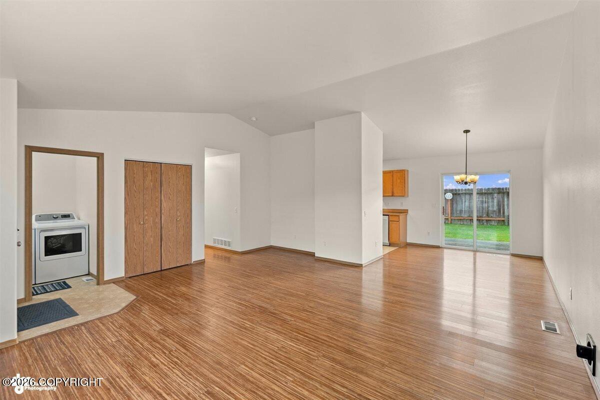 1151 Bentree Circle Property Photo 6