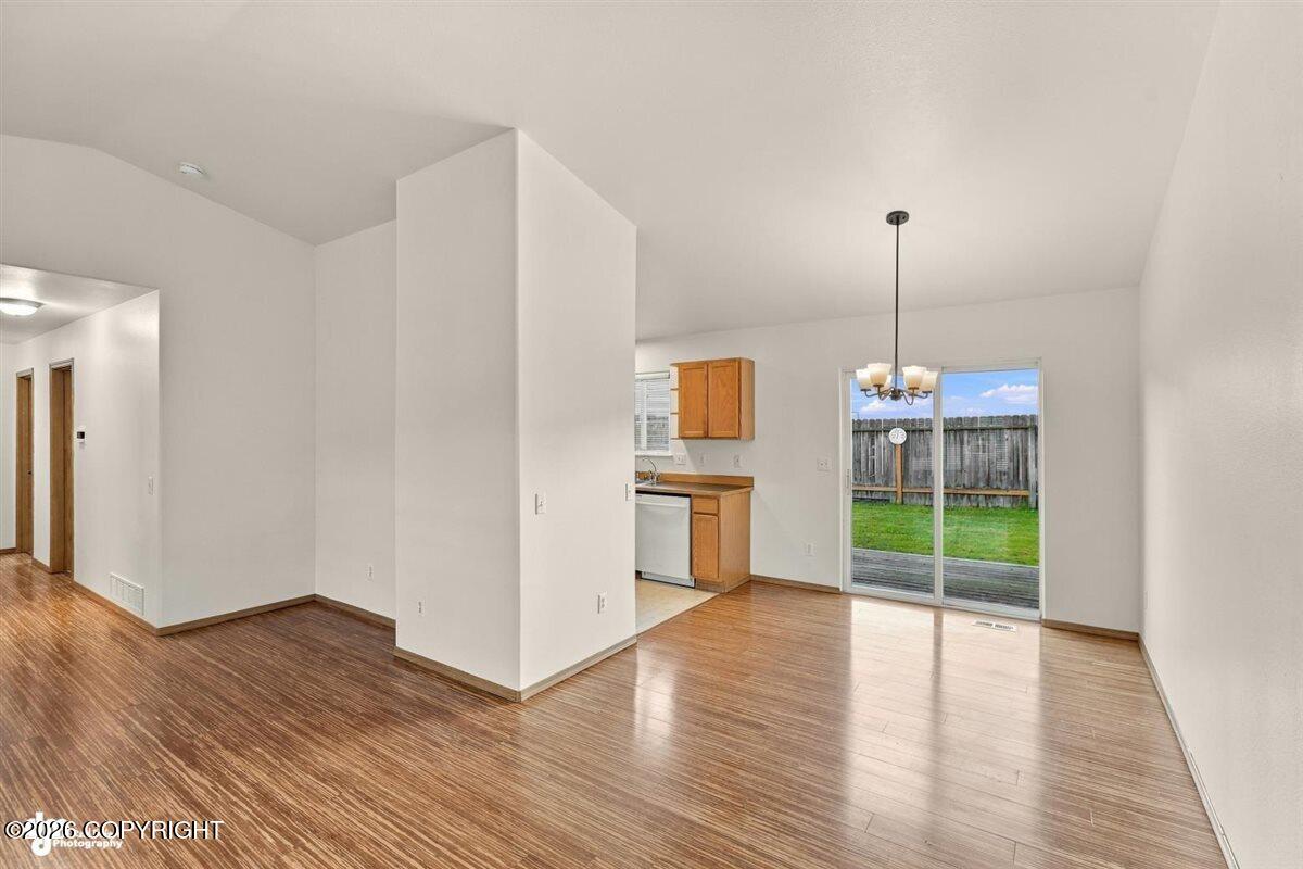 1151 Bentree Circle Property Photo 7