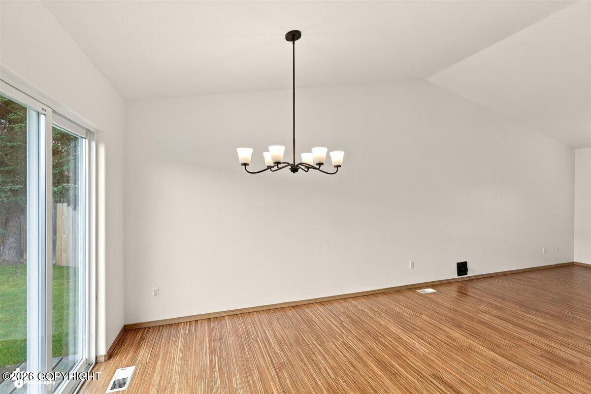 1151 Bentree Circle Property Photo 12