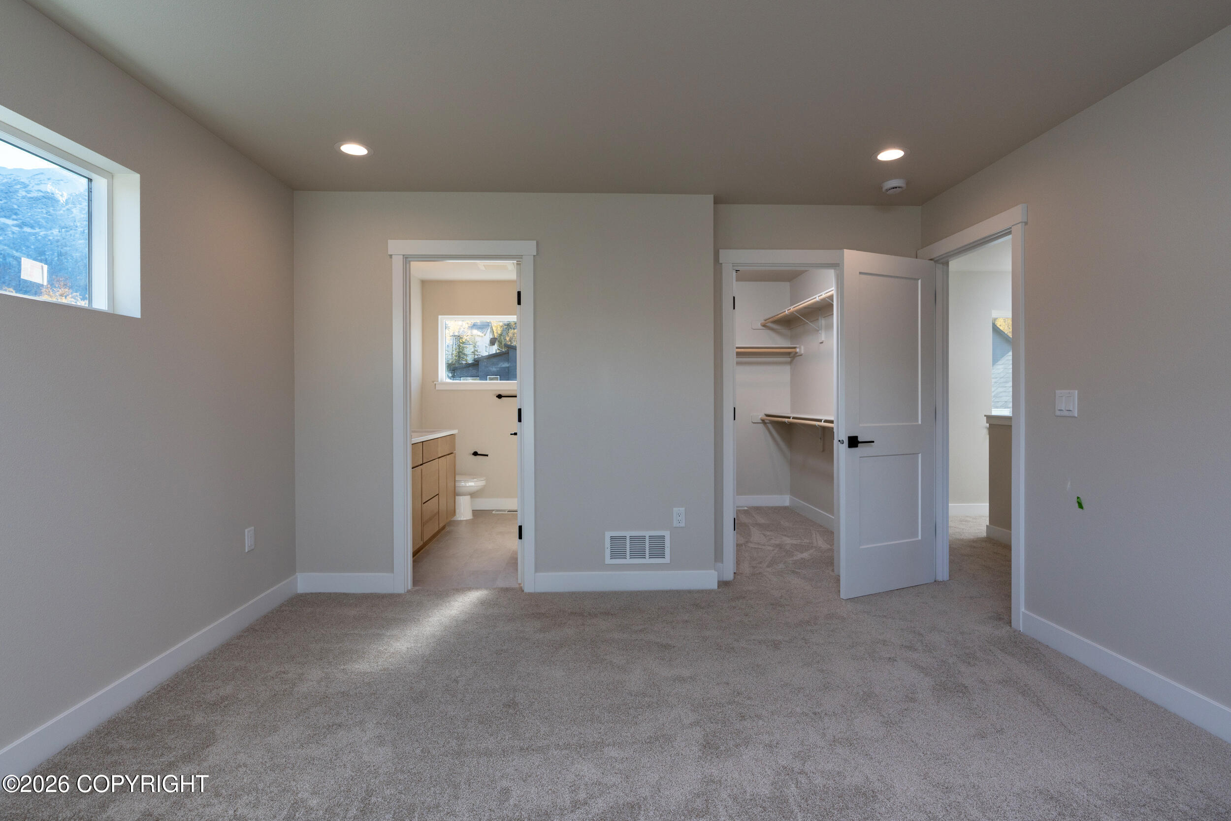 17953 Rivervista Road Property Photo 13