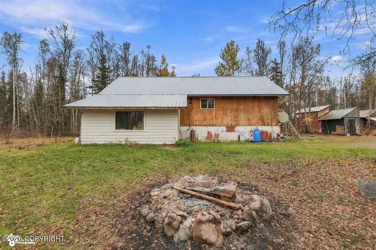 24907 W Lucky Shot Trail Property Photo 3