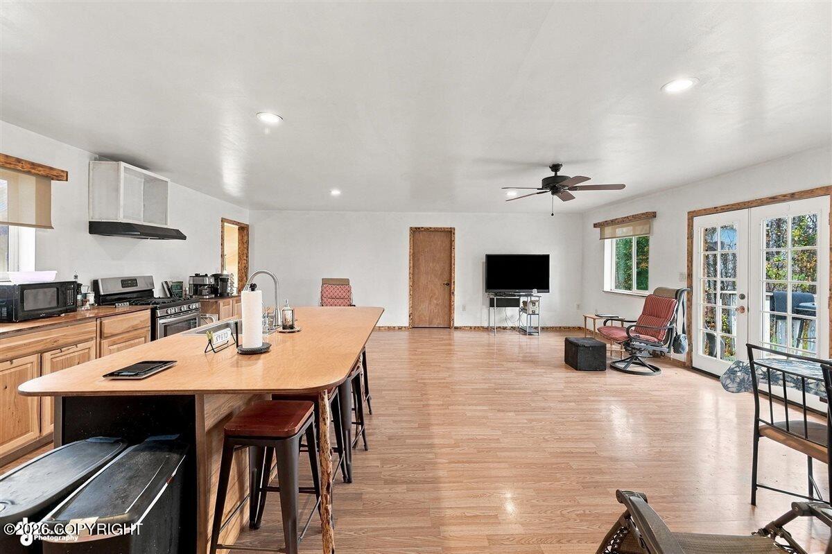 24907 W Lucky Shot Trail Property Photo 5