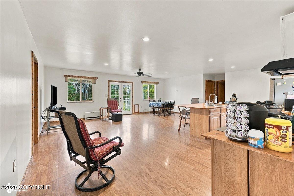 24907 W Lucky Shot Trail Property Photo 6