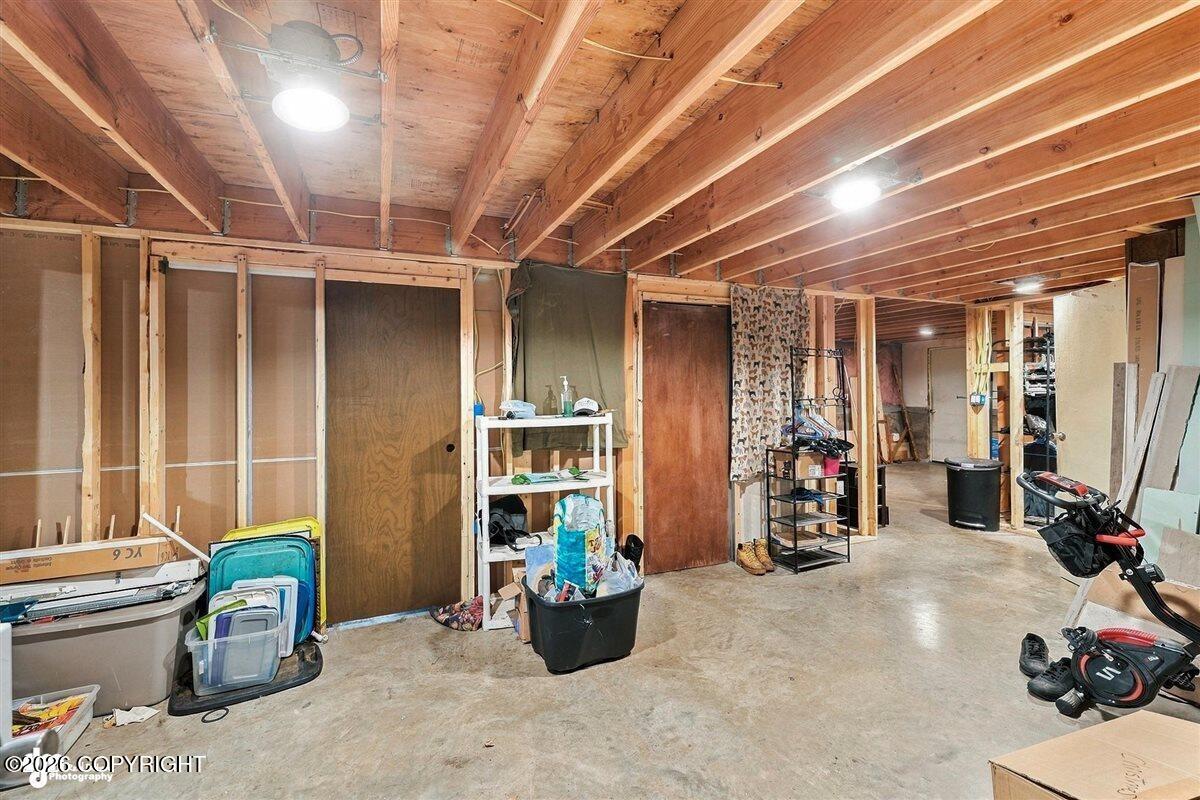 24907 W Lucky Shot Trail Property Photo 28