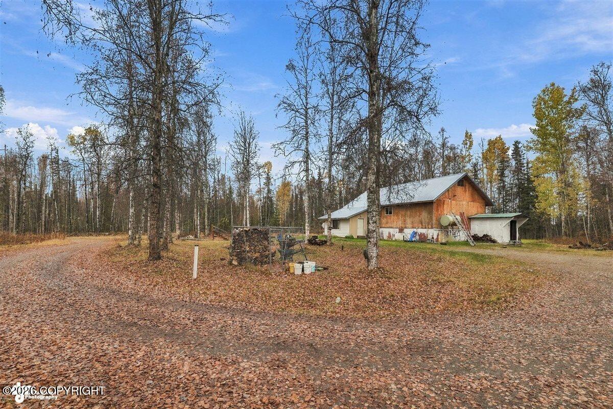 24907 W Lucky Shot Trail Property Photo 40