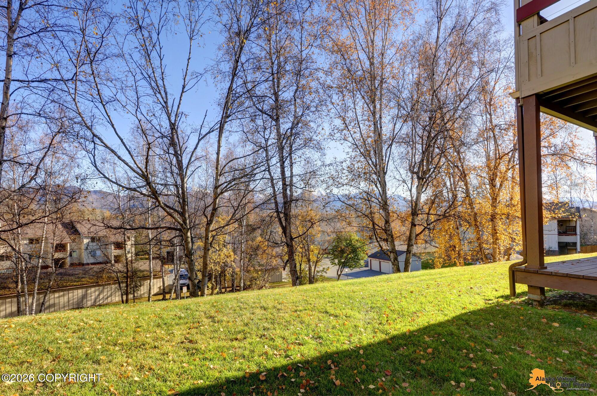 5608 E 40th Avenue #b301 Property Photo 3