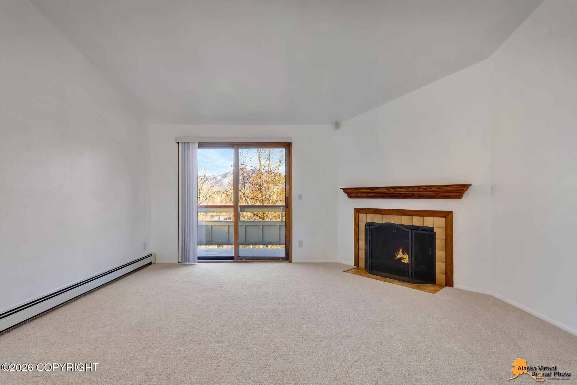 5608 E 40th Avenue #b301 Property Photo 11
