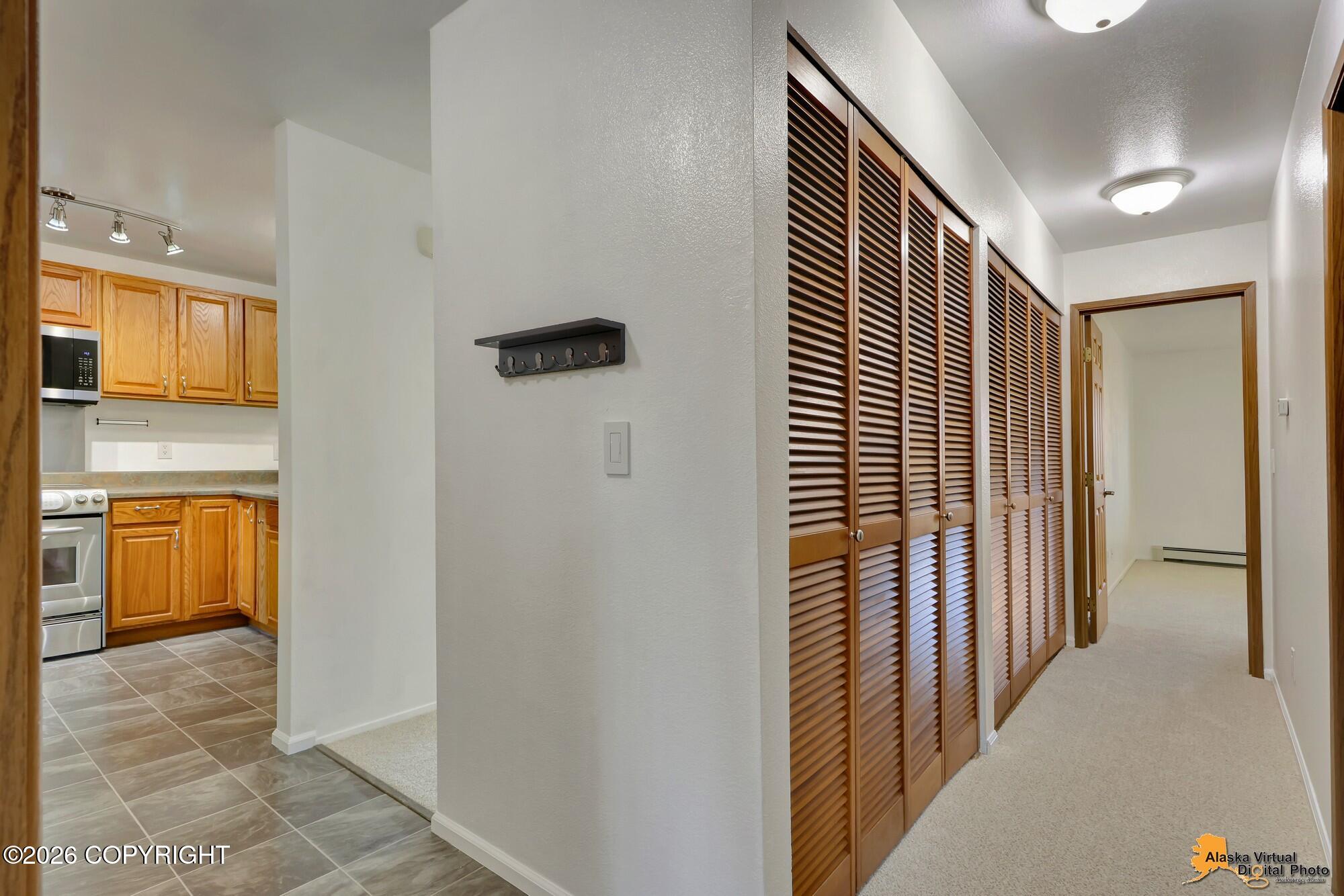 5608 E 40th Avenue #b301 Property Photo 21
