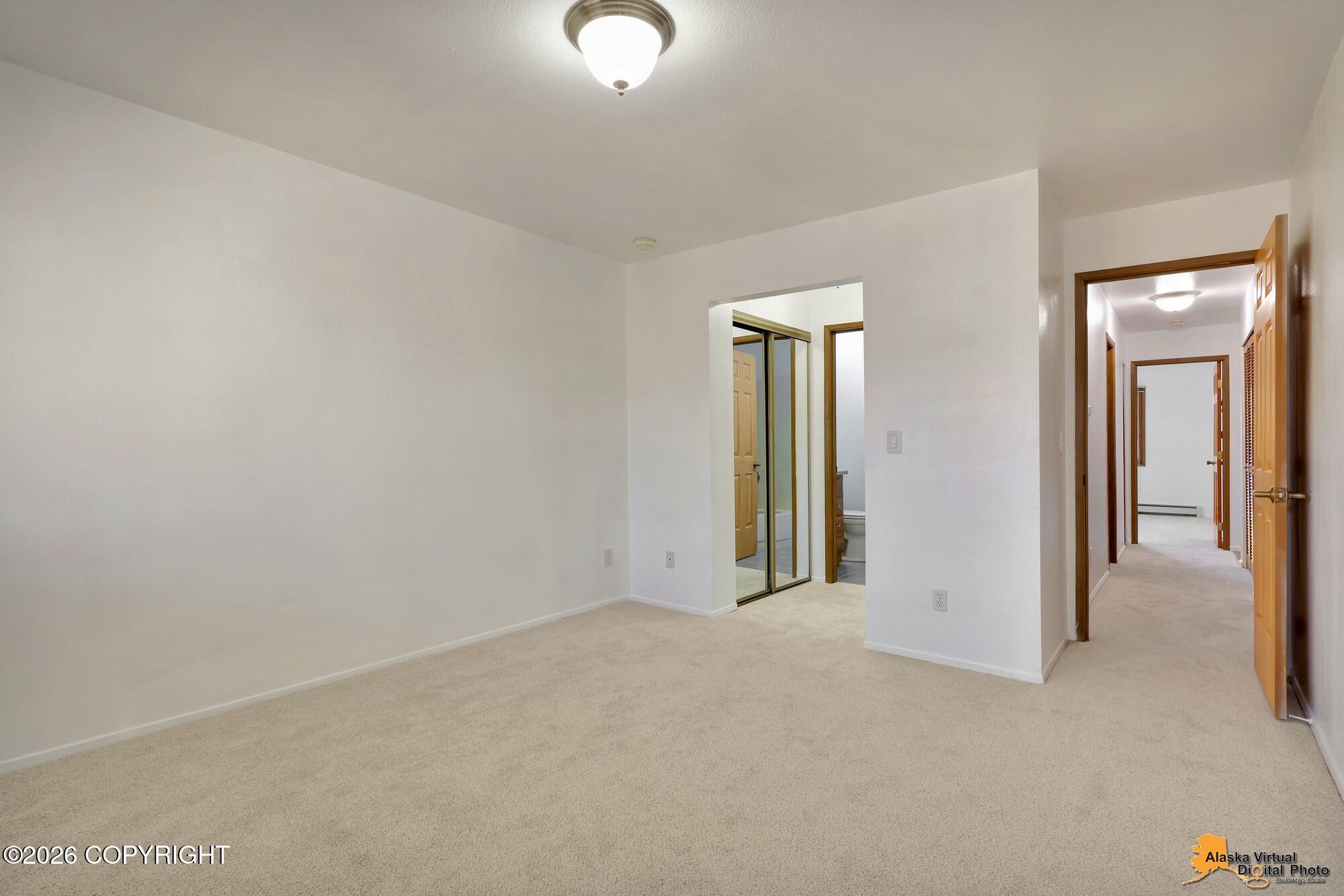5608 E 40th Avenue #b301 Property Photo 23