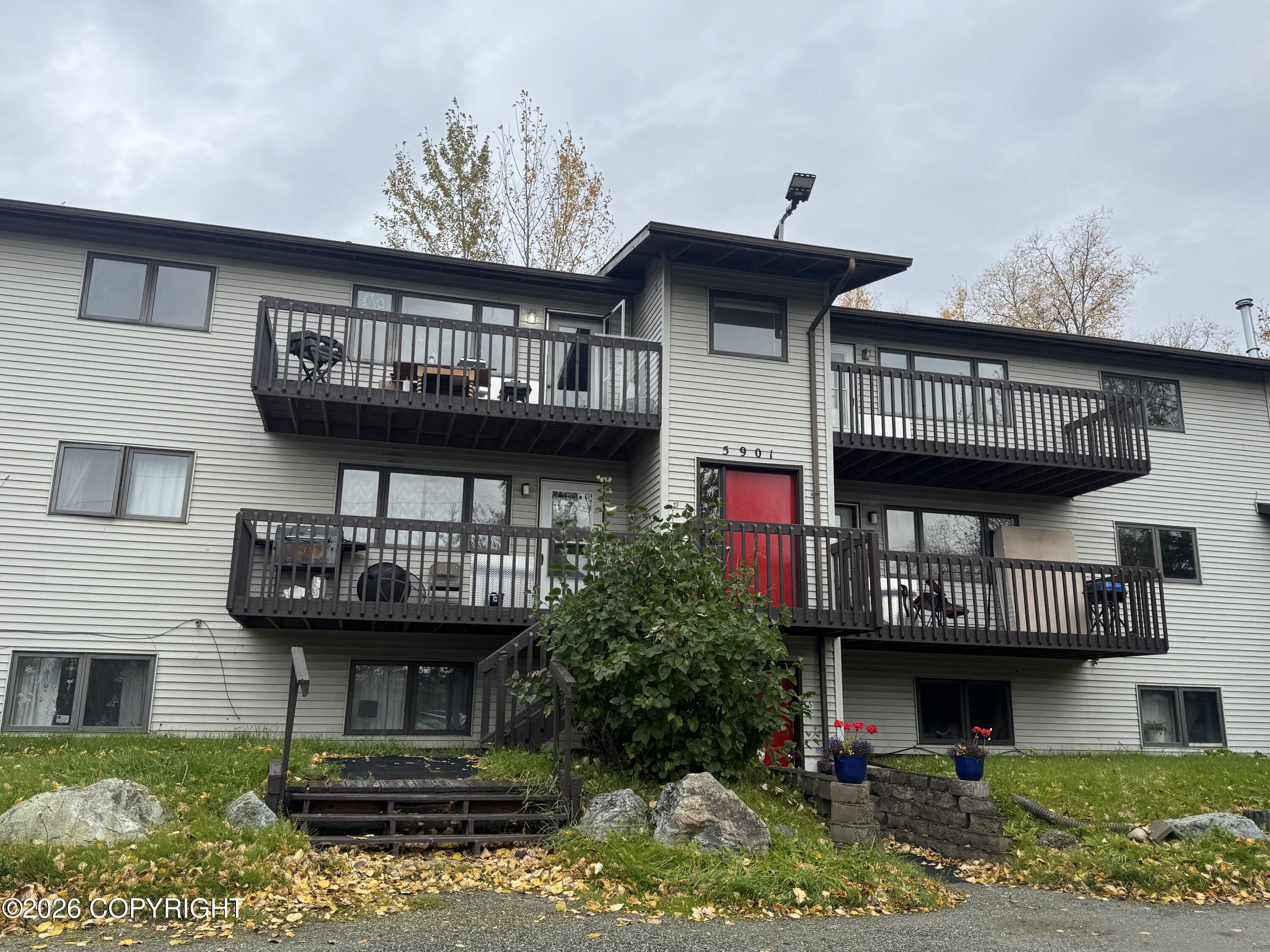 5901 E Bogard Road #4 Property Photo 1