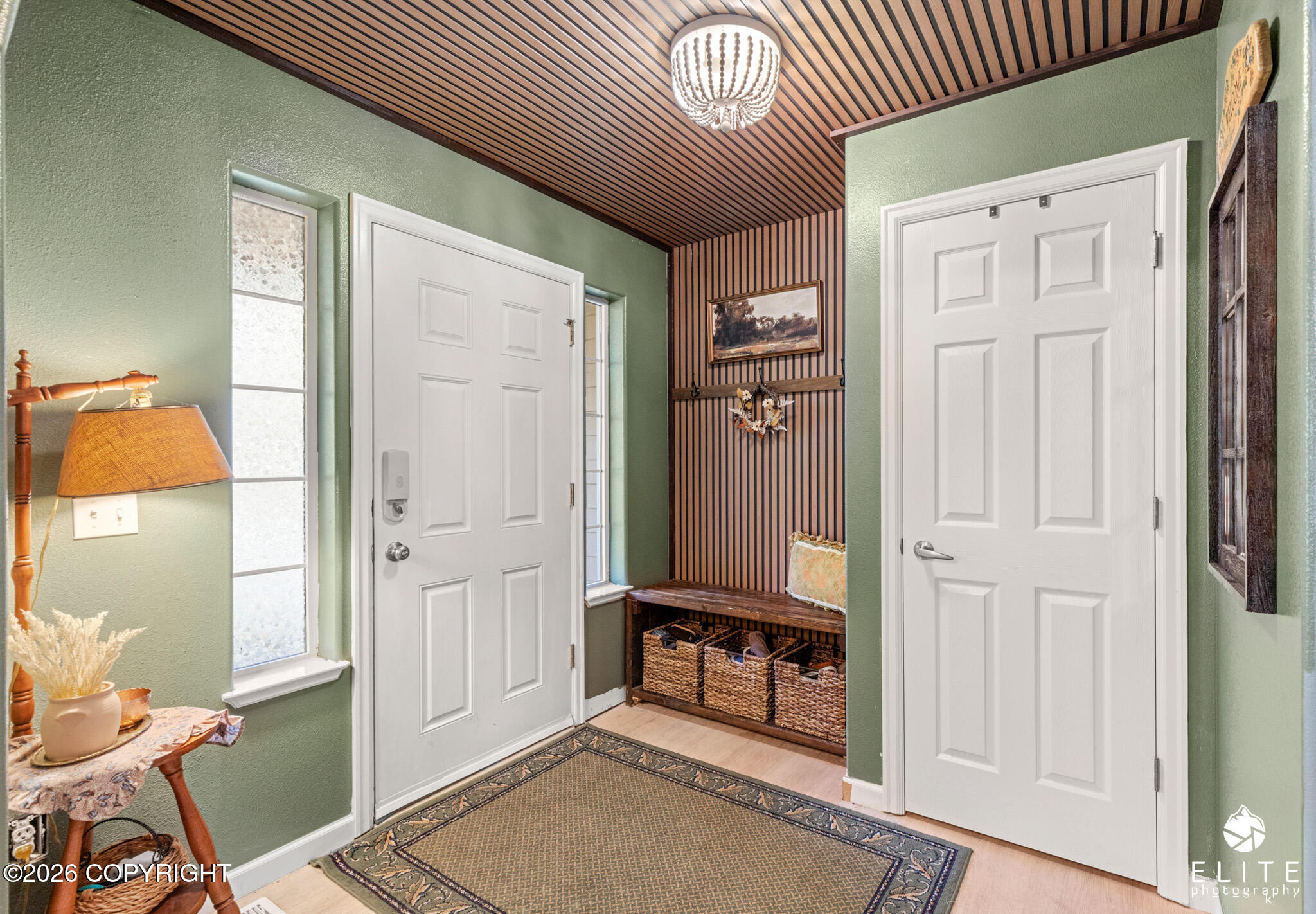 4300 S Twin Peaks Drive Property Photo 3