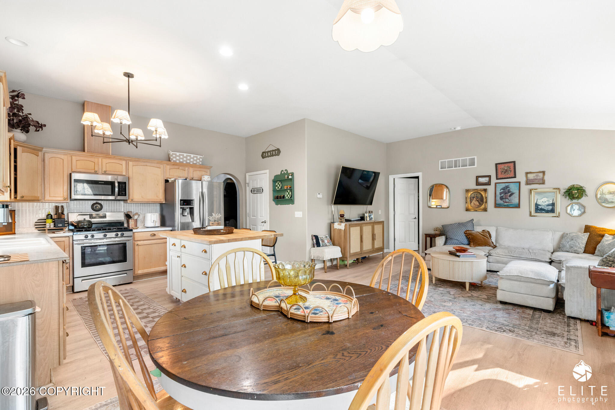 4300 S Twin Peaks Drive Property Photo 19