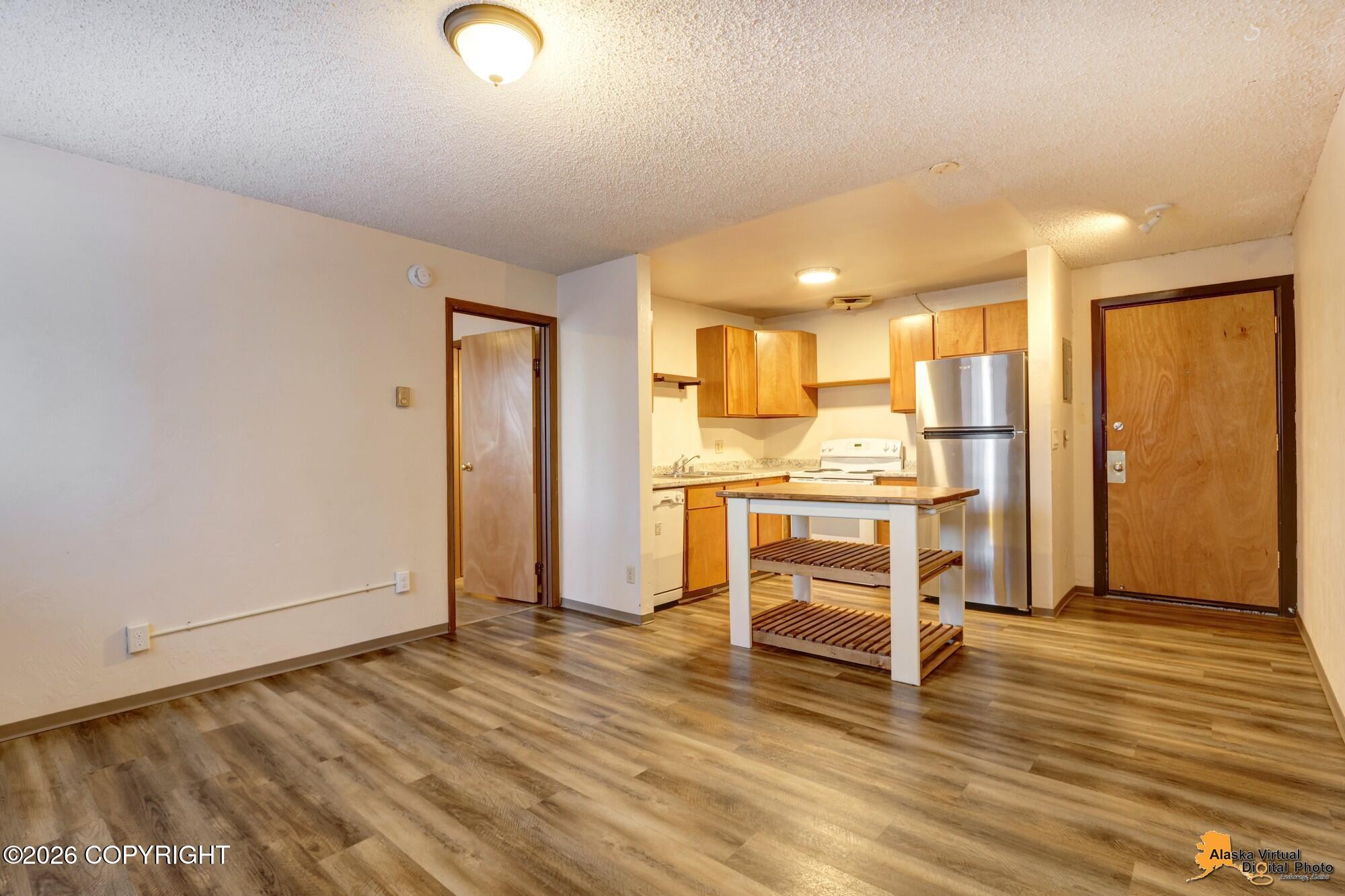 342 N Klevin Street #3 Property Photo 2