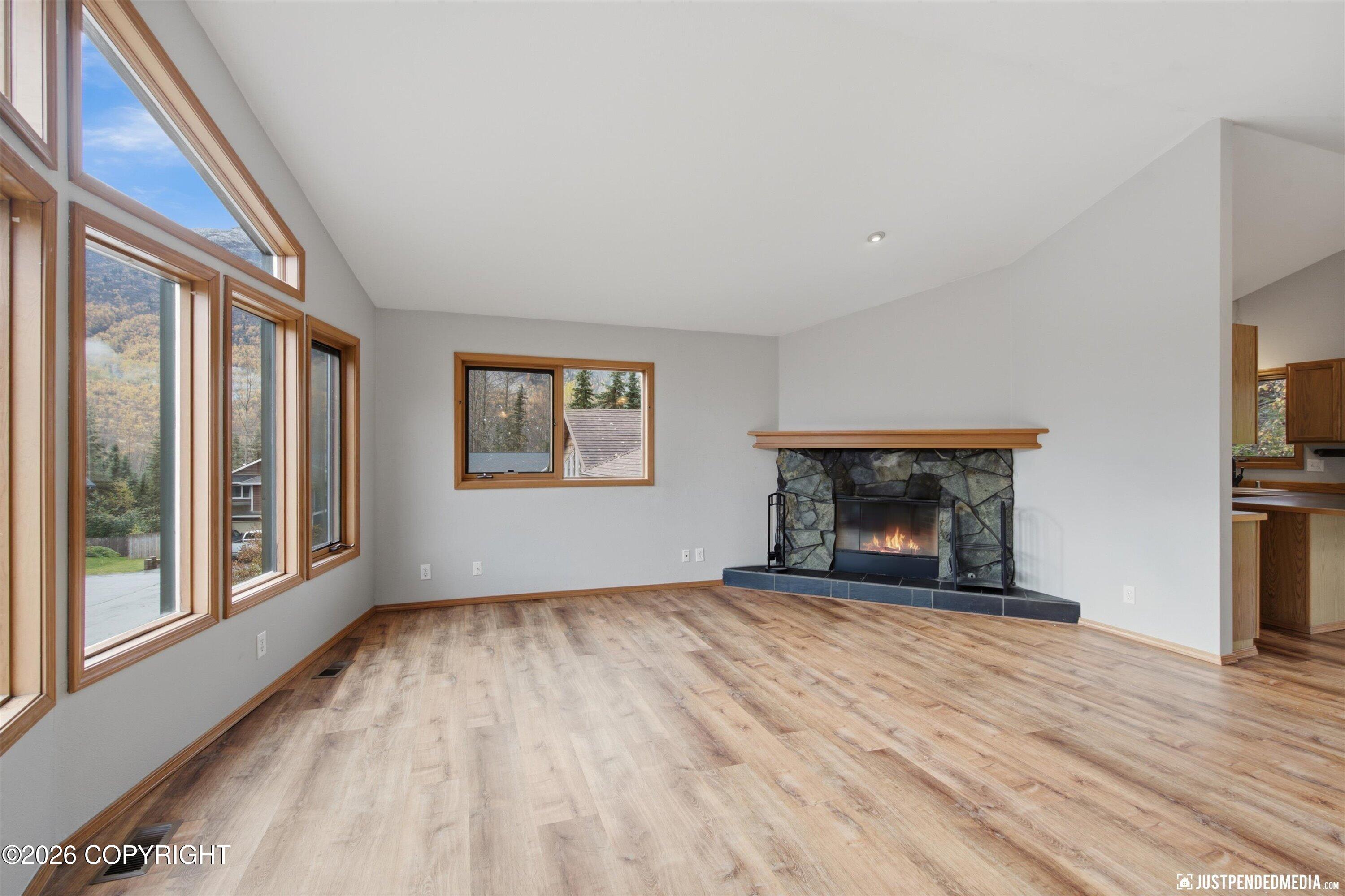 18724 Price Island Circle Property Photo 12