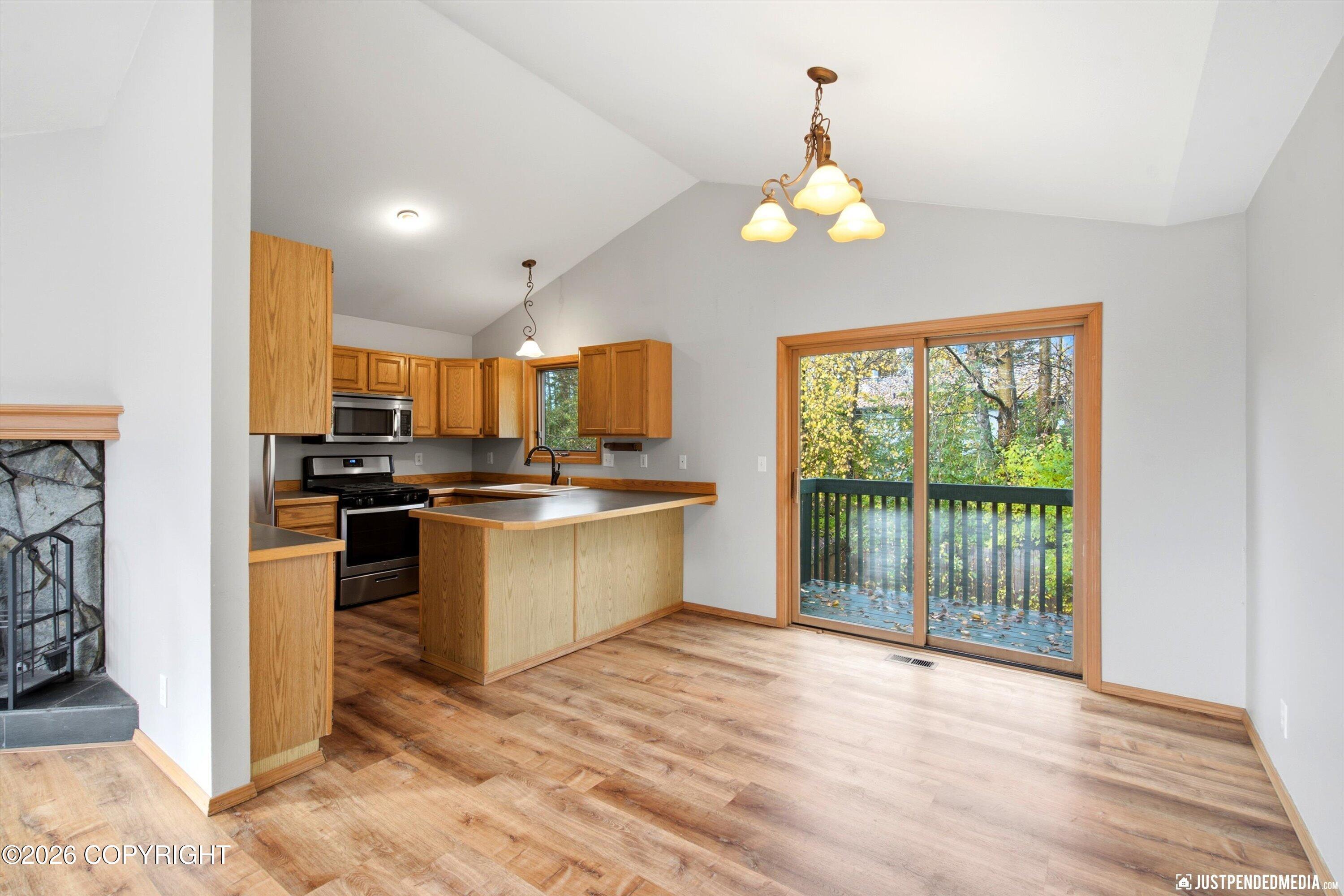 18724 Price Island Circle Property Photo 14