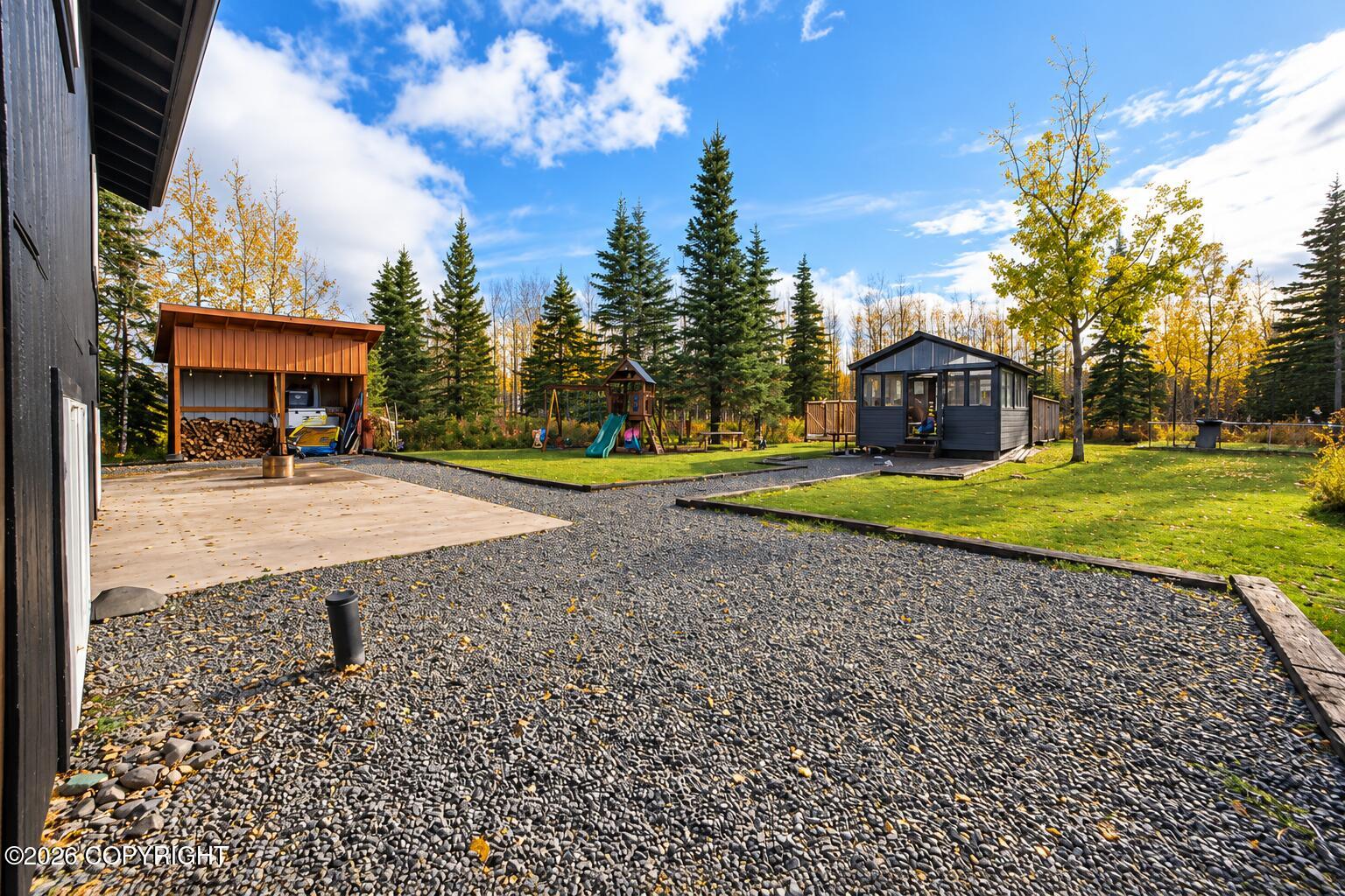 48469 Rustic Avenue Property Photo 5
