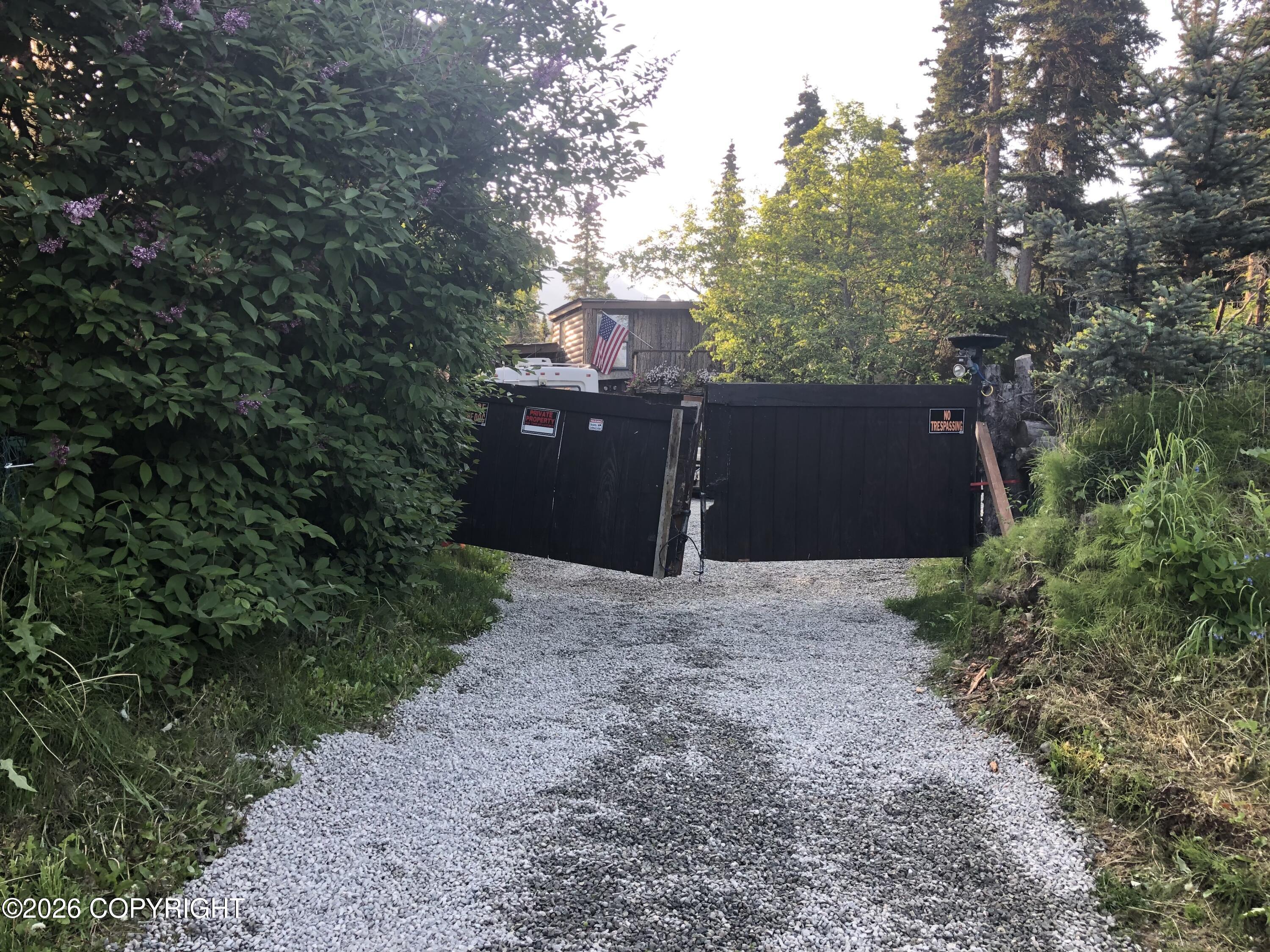 15639 Carl Street Property Photo 8