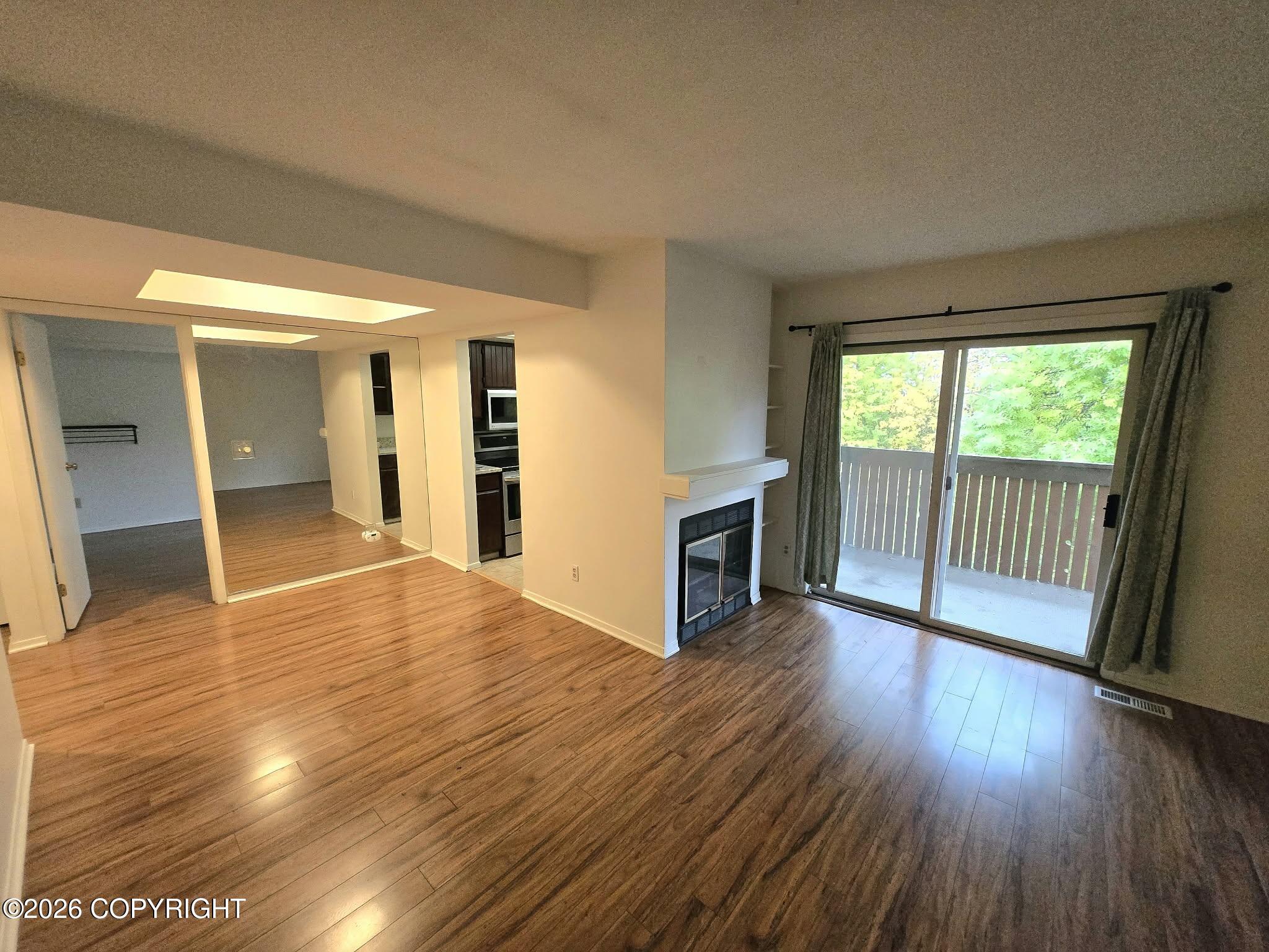 7222 Foxridge Circle #14-h Property Photo 2