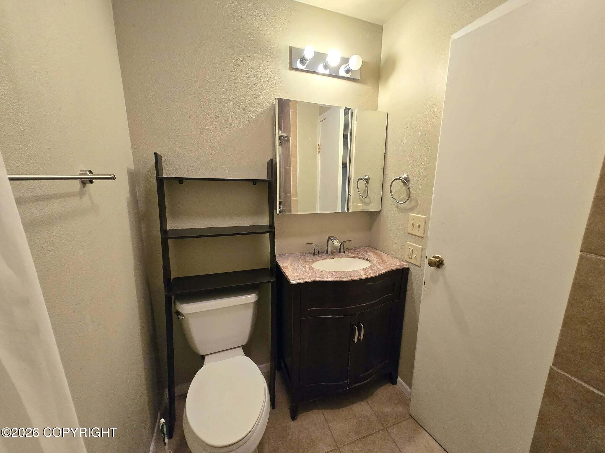 7222 Foxridge Circle #14-h Property Photo 4