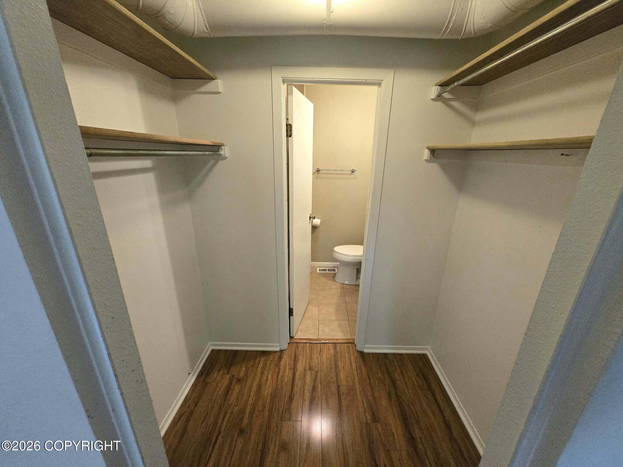 7222 Foxridge Circle #14-h Property Photo 6