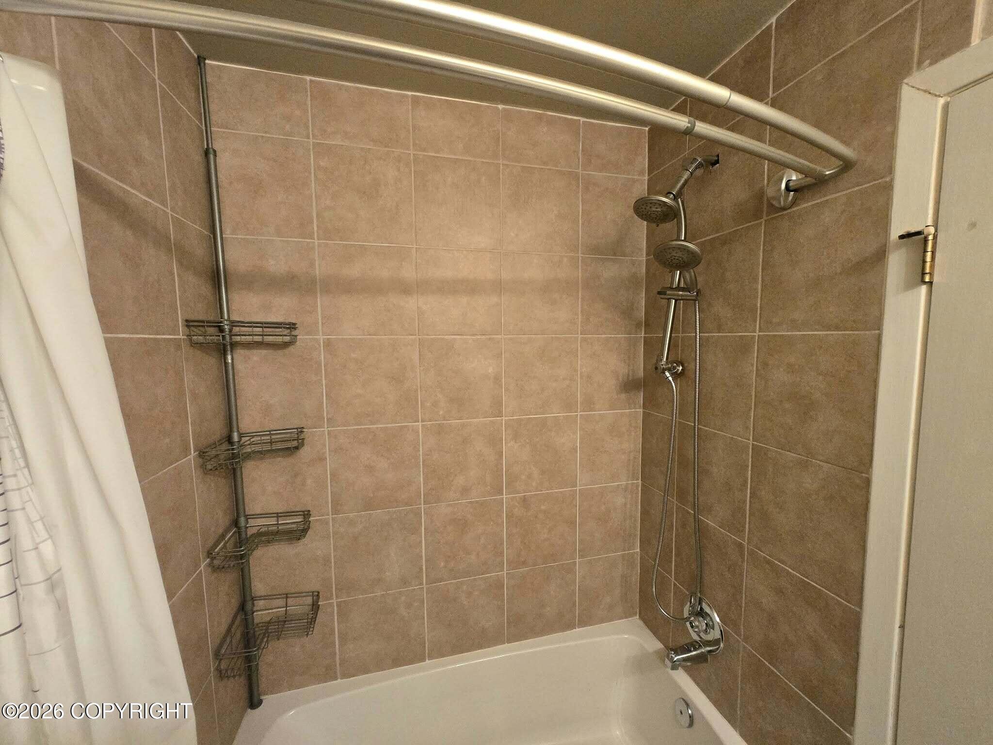 7222 Foxridge Circle #14-h Property Photo 10