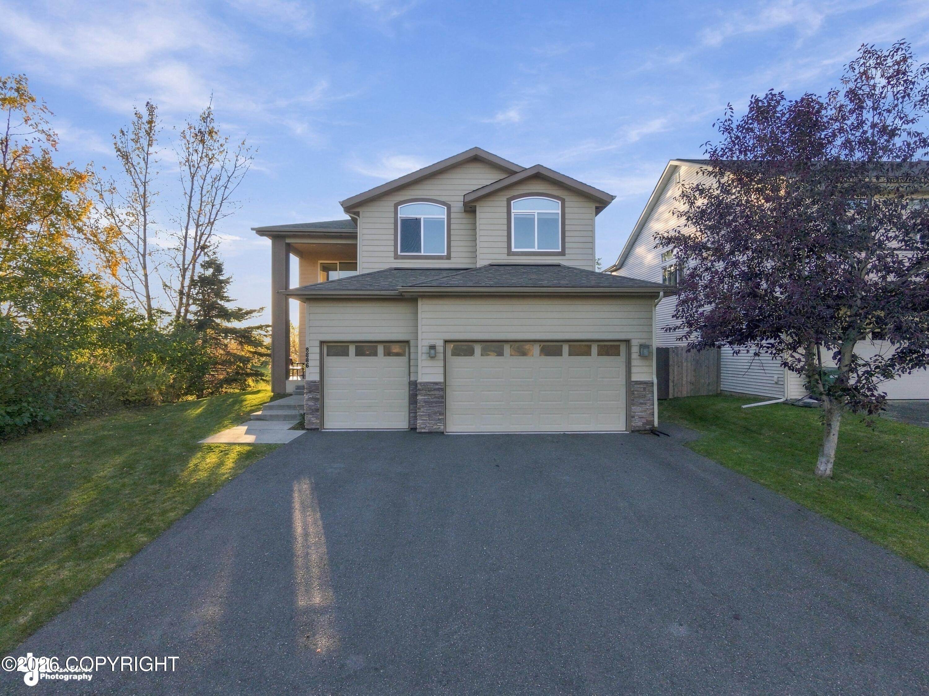 8886 Jade Street Property Photo 1
