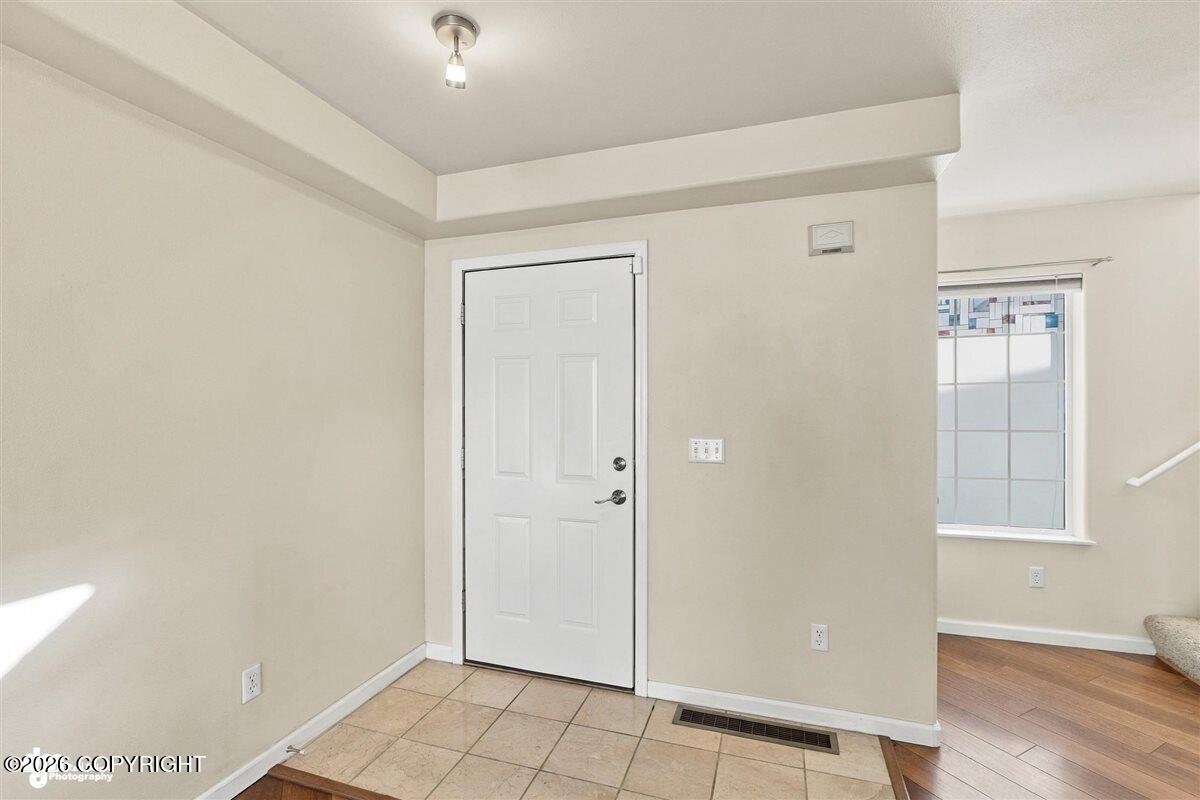 6943 Gold Kings Avenue Avenue #c Property Photo 5