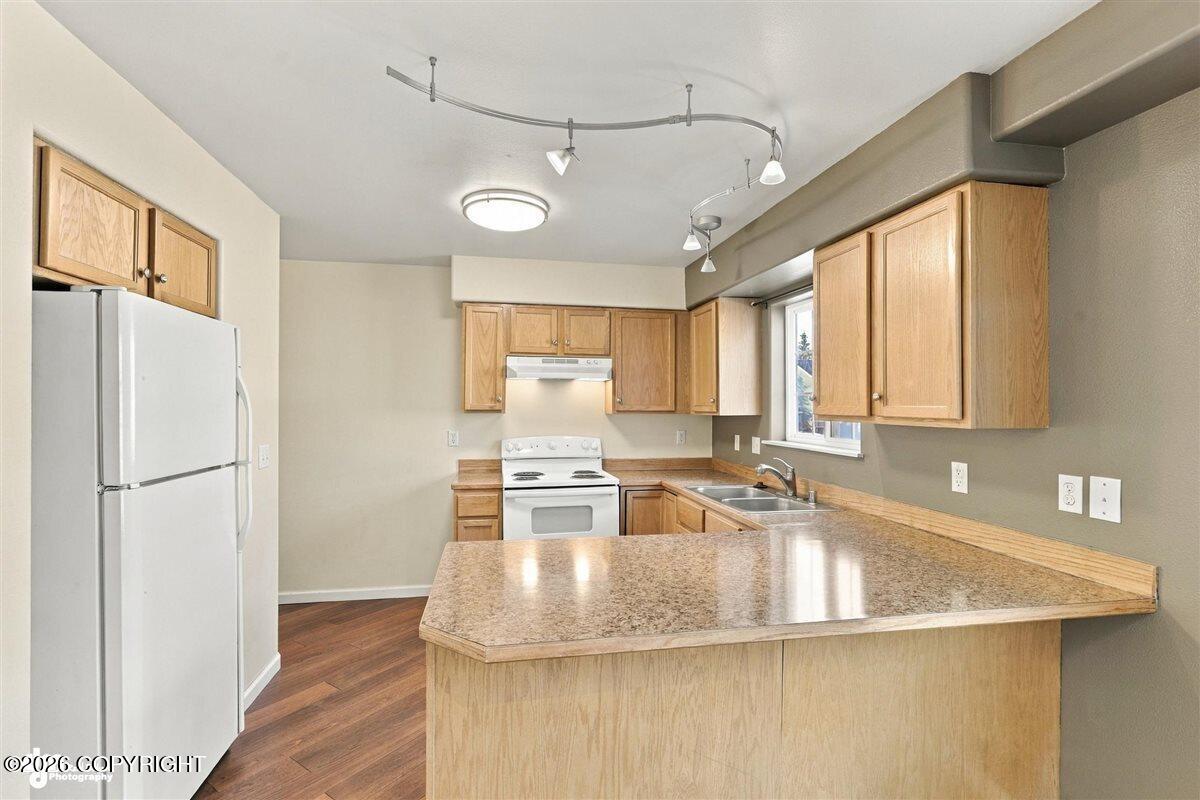 6943 Gold Kings Avenue Avenue #c Property Photo 9