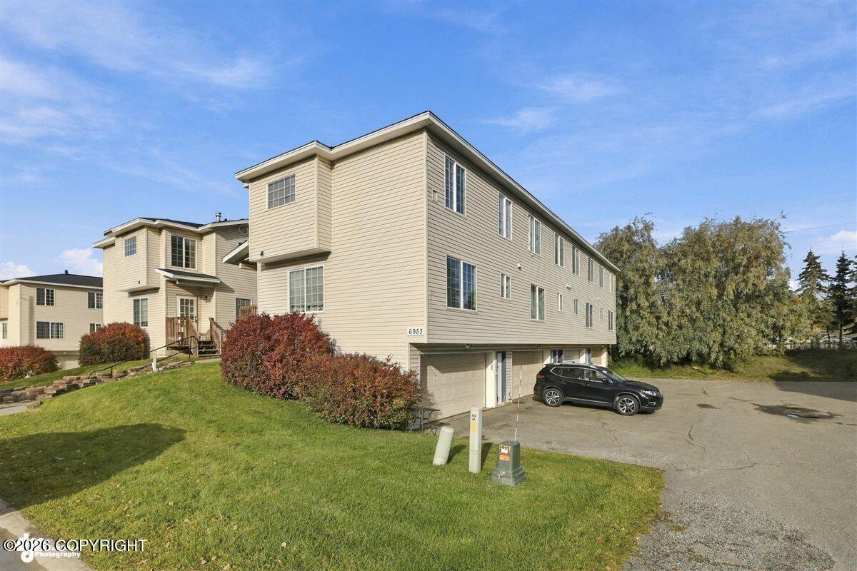 6943 Gold Kings Avenue #c Property Photo 2